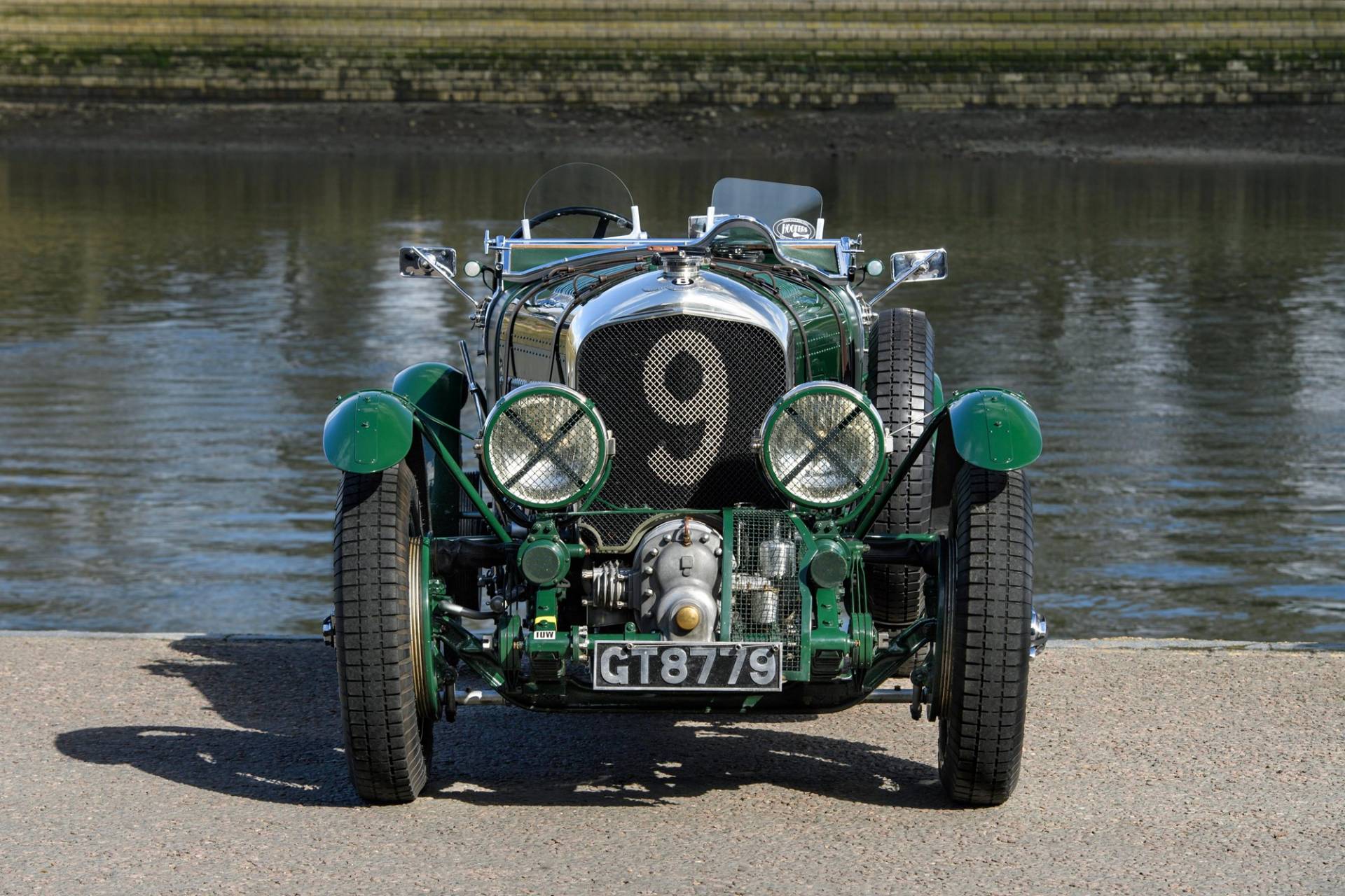 Bentley 41 2 litre