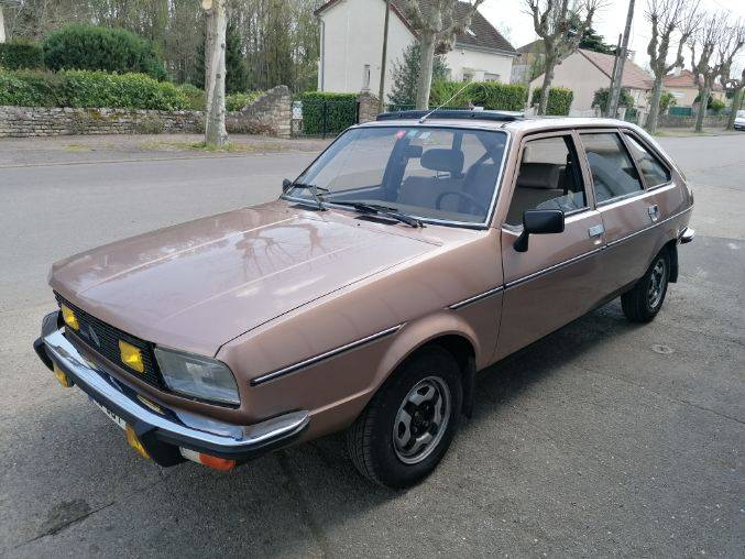 En Venta: Renault R 20 (1981) ofrecido por 8.000 EUR