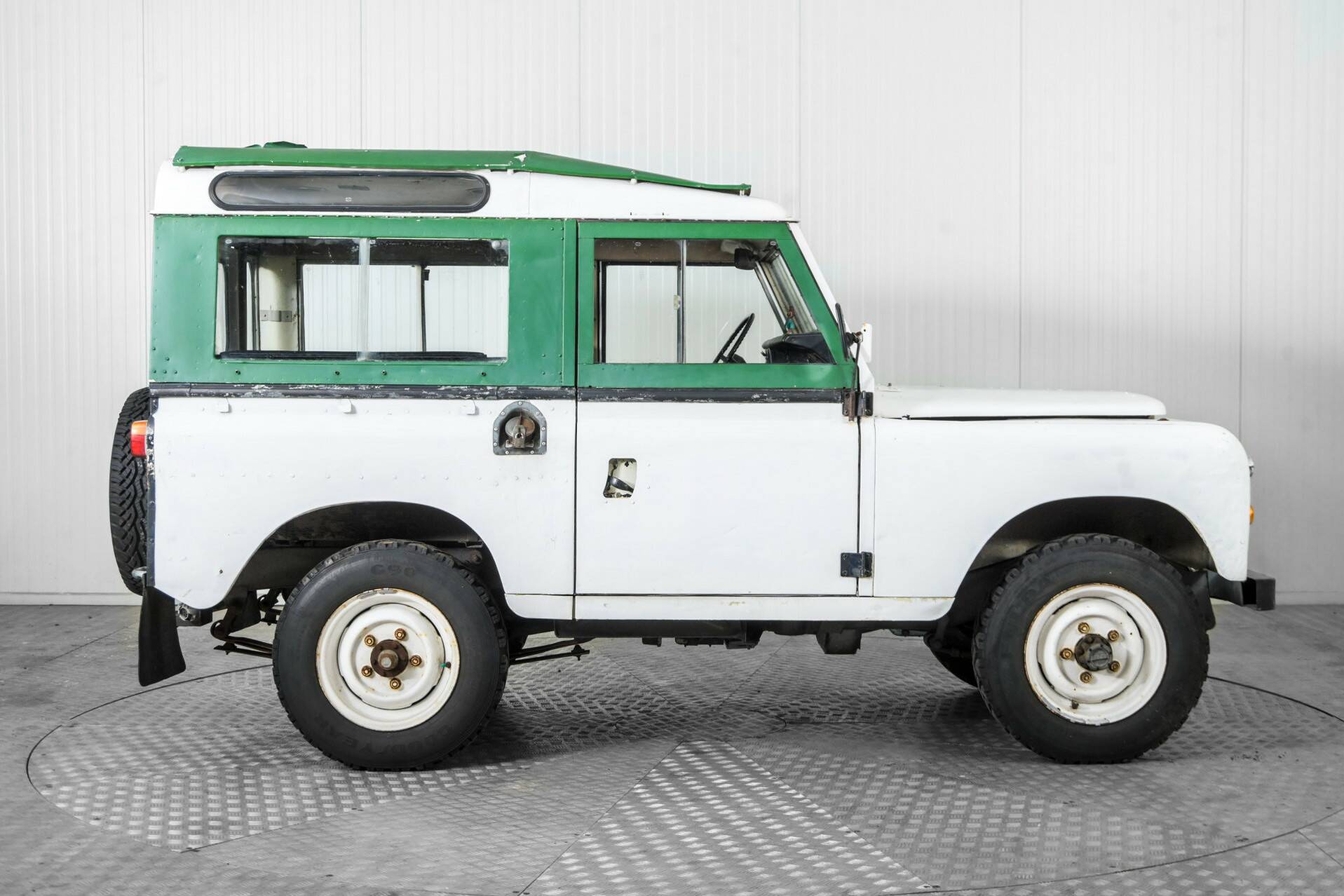 1977 Land Rover 88, foto 10