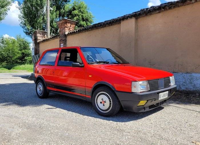 En Venta Fiat Uno Turbo I E Offered For Precio A Petici N