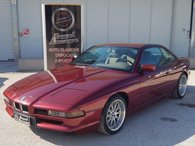 Bmw 850i старая