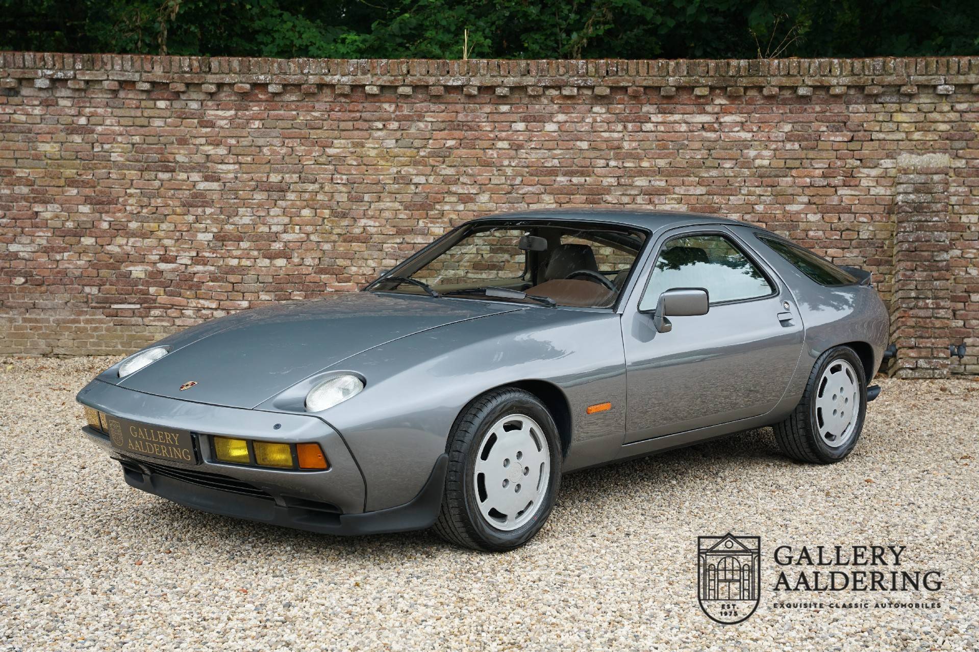 For Sale: Porsche 928 S4 (1989) offered for £44,027