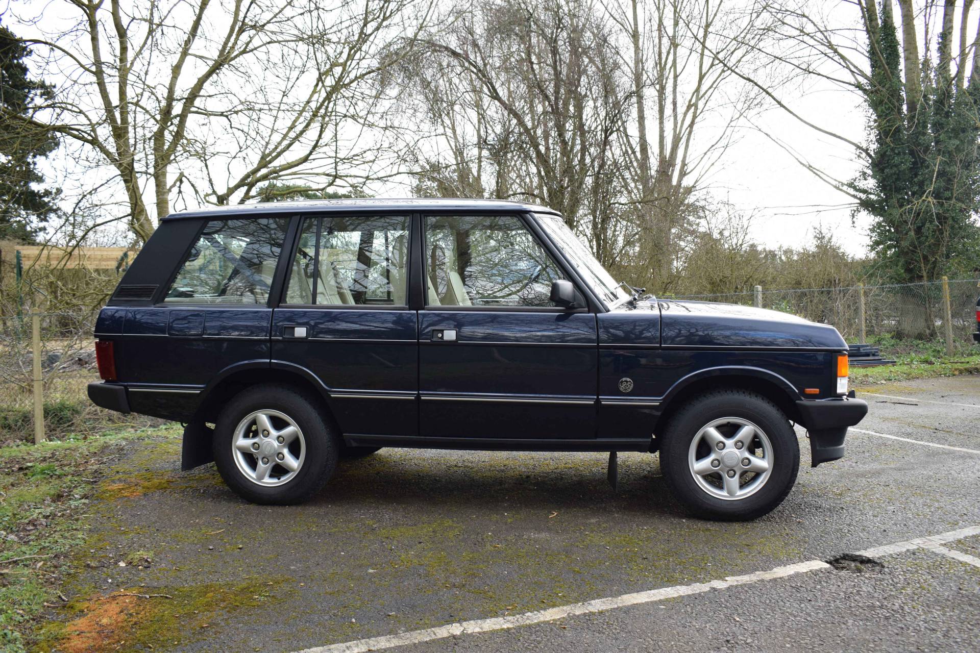For Sale Land Rover Range Rover Classic 3.9 (1996) offered for GBP 69,995