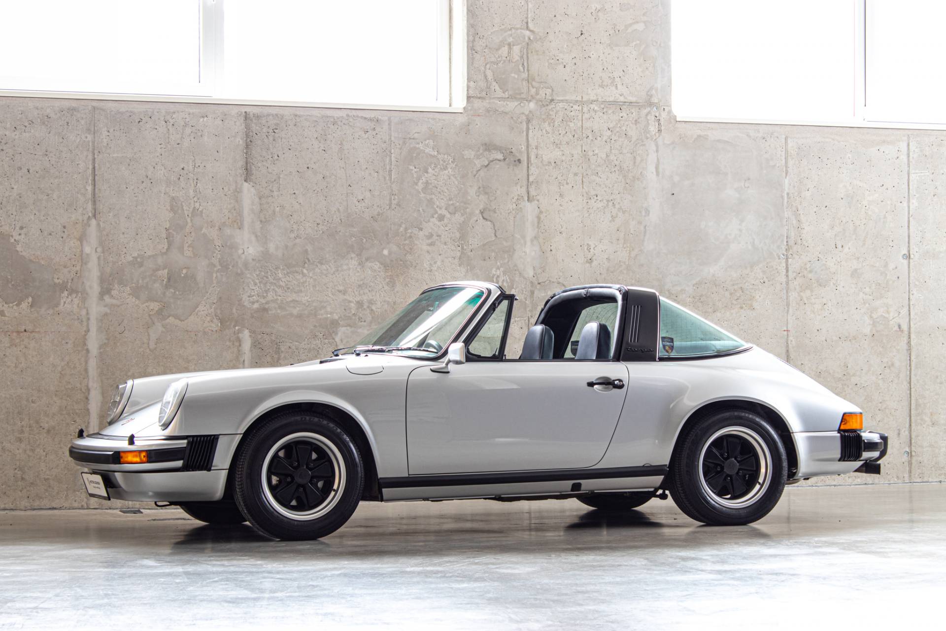 For Sale: Porsche 911 Carrera  (1975) offered for GBP 211,799