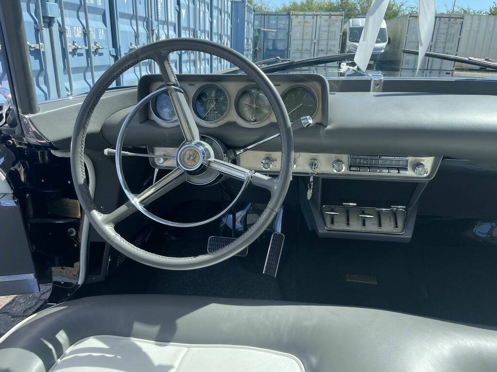 1957 Lincoln Continental Mark II, foto 2