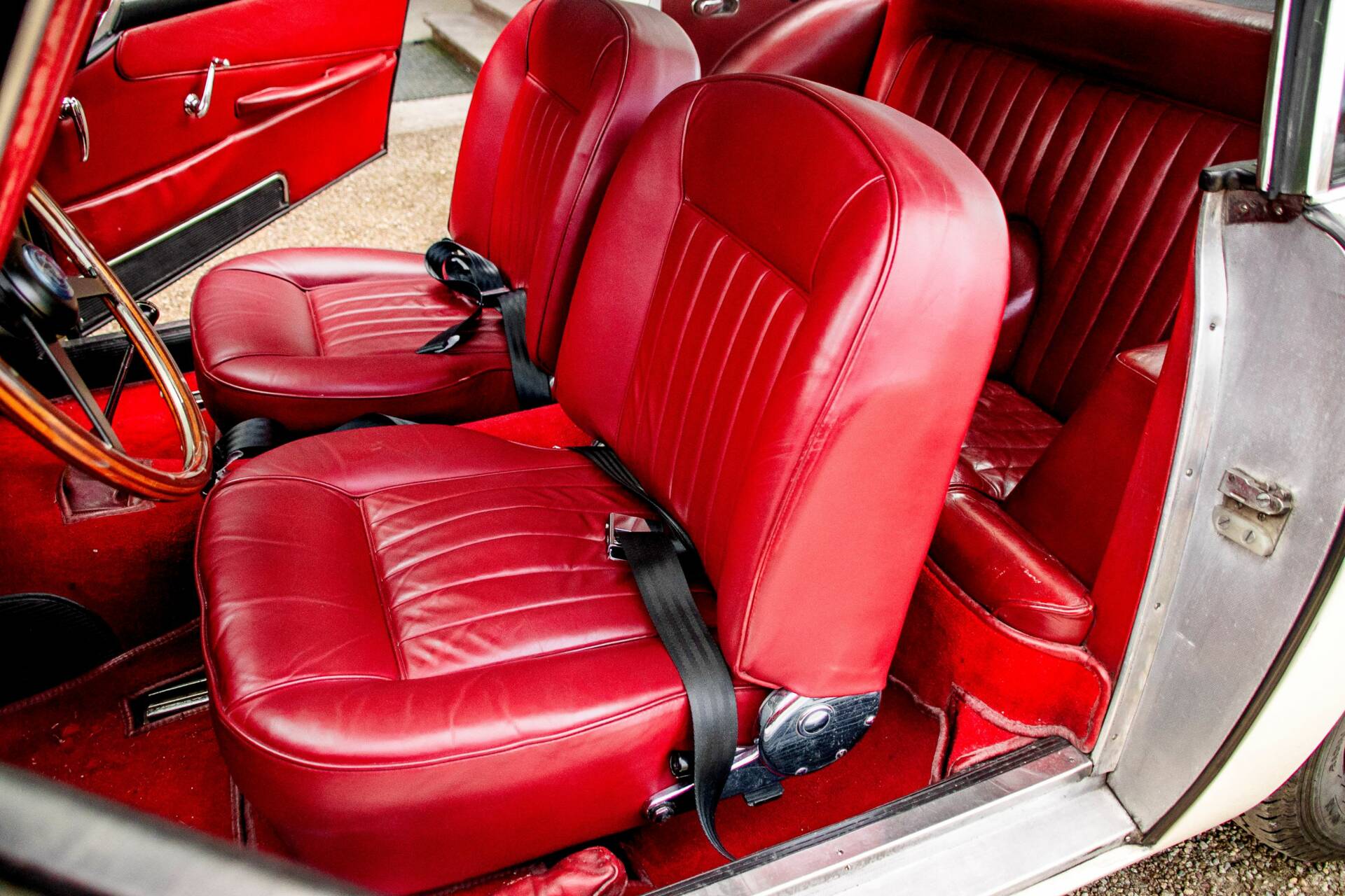 1961 Aston Martin DB 4, foto 9