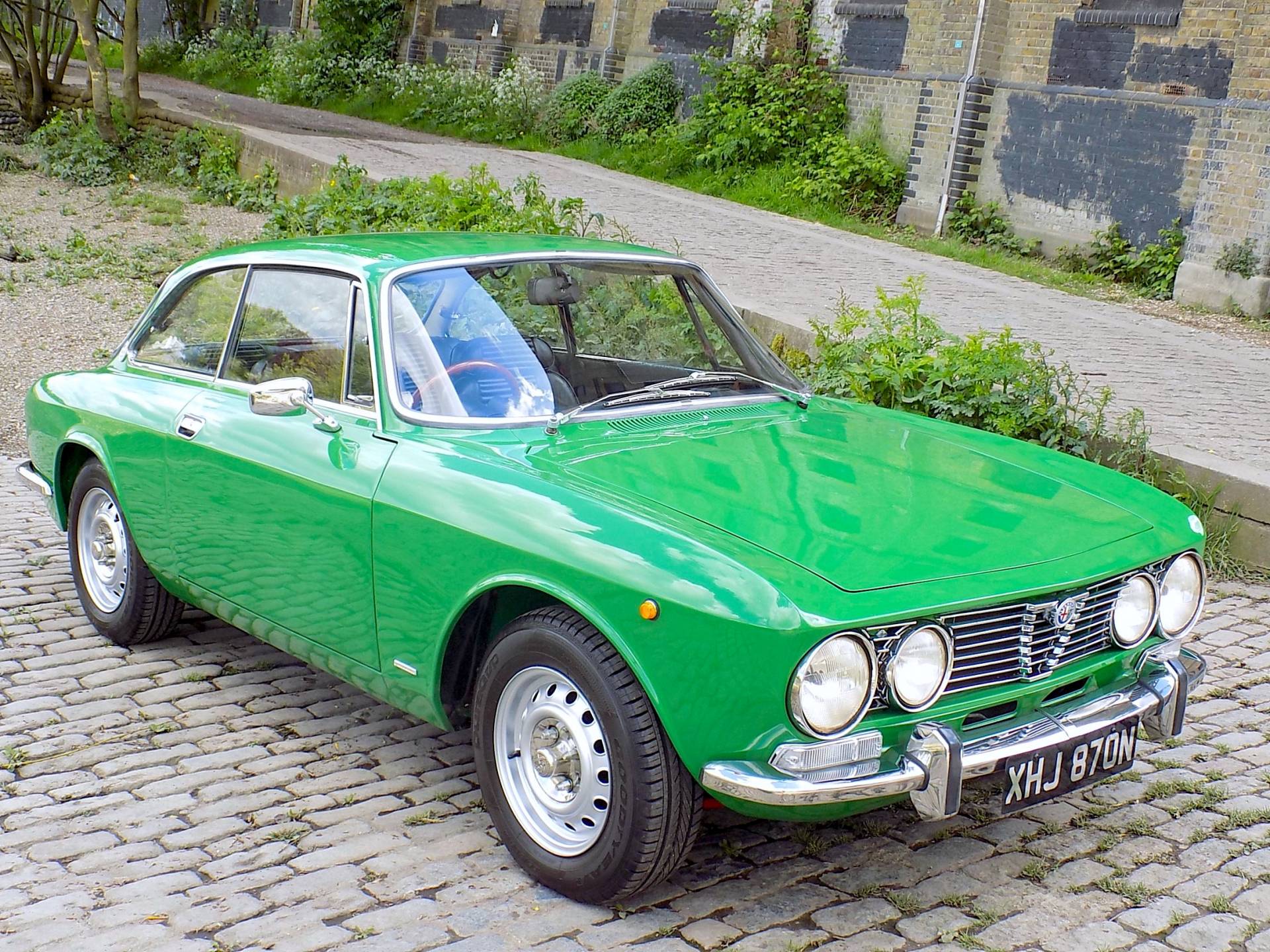 Alfa romeo 2000 gt