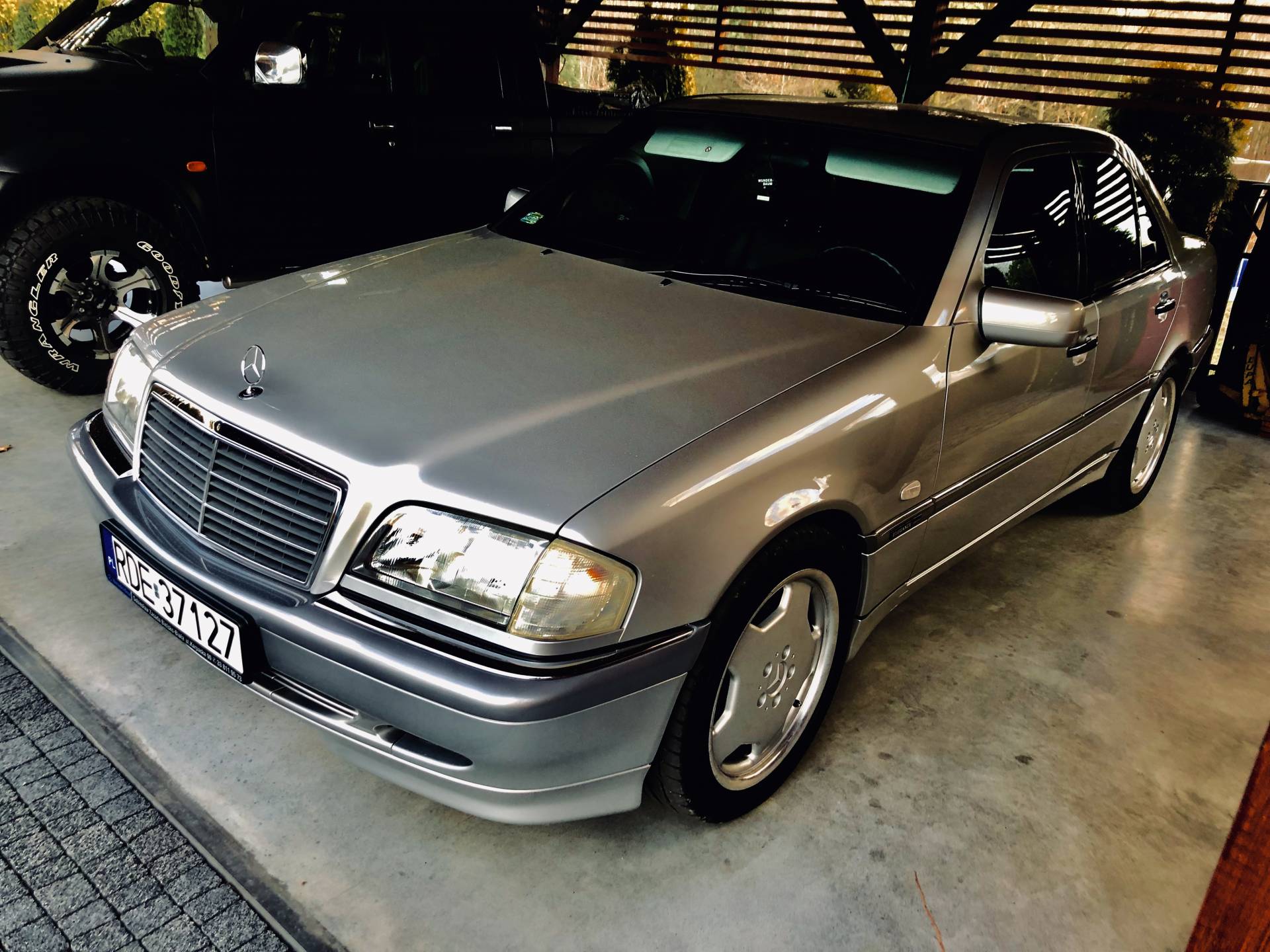 For Sale: Mercedes-Benz C 200 Kompressor (1999) offered for GBP 8,641