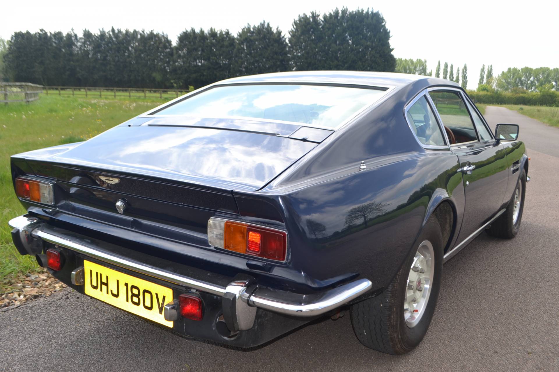 For Sale: Aston Martin V8 Vantage (1980) offered for GBP 175,000