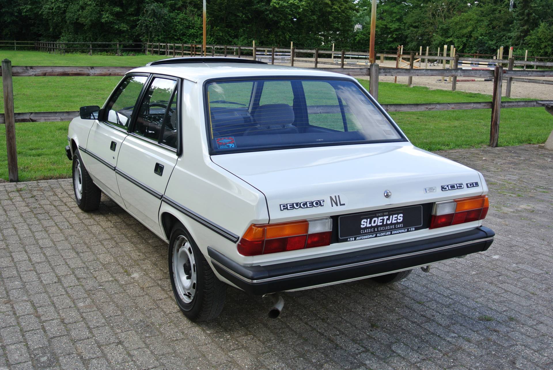 for-sale-peugeot-305-1985-offered-for-gbp-8-341