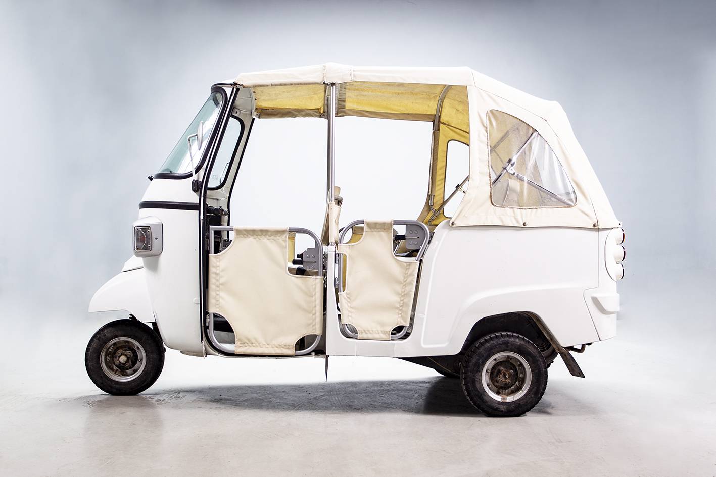 For Sale: Piaggio APE Calessino 200 (2017) offered for GBP 5,997