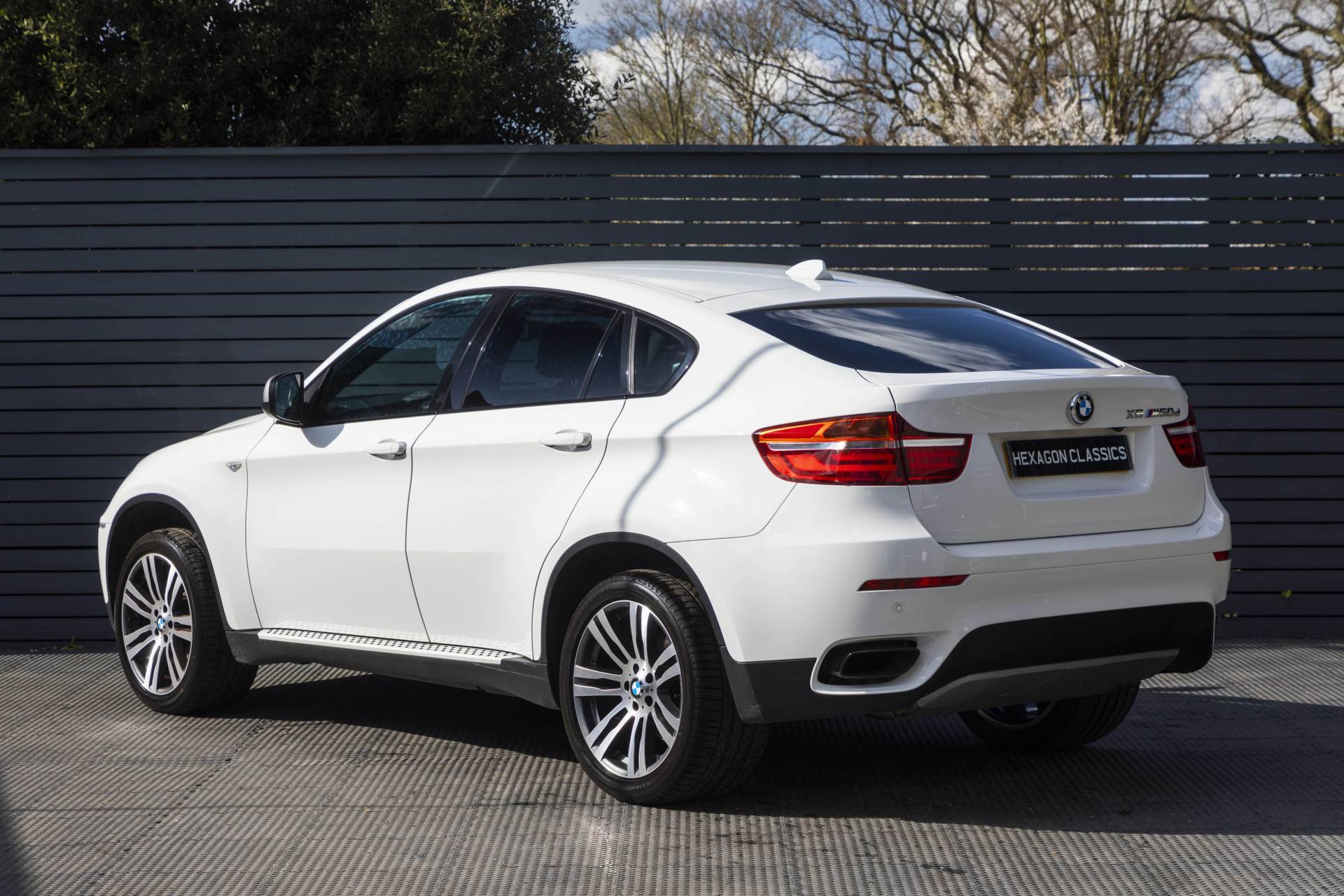 For Sale: BMW X6 M50d (2014) offered for GBP 27,995