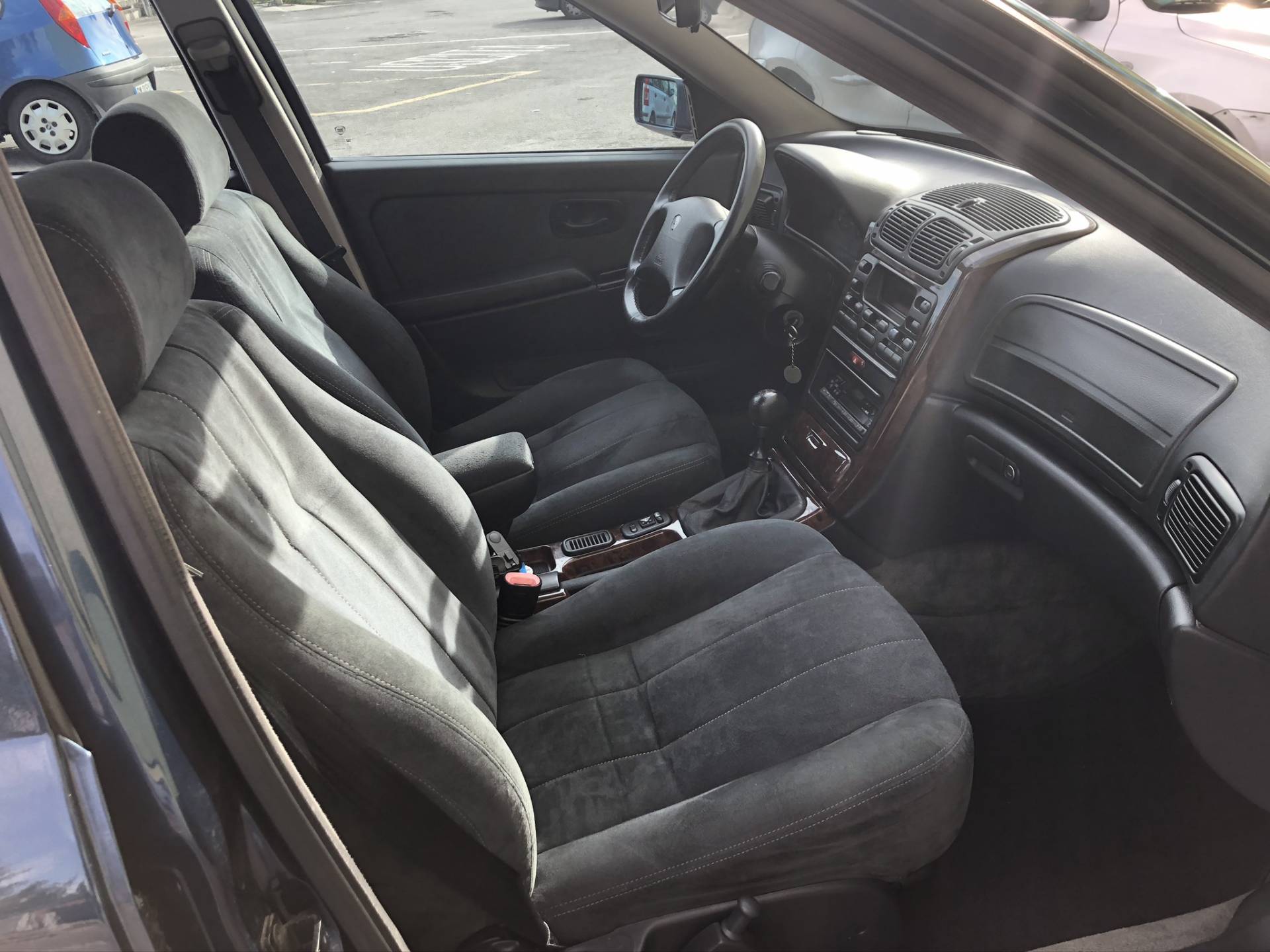 vehicle_ad_standard_image_4ed05c078b1bb35f07f587a930b61a67.jpg