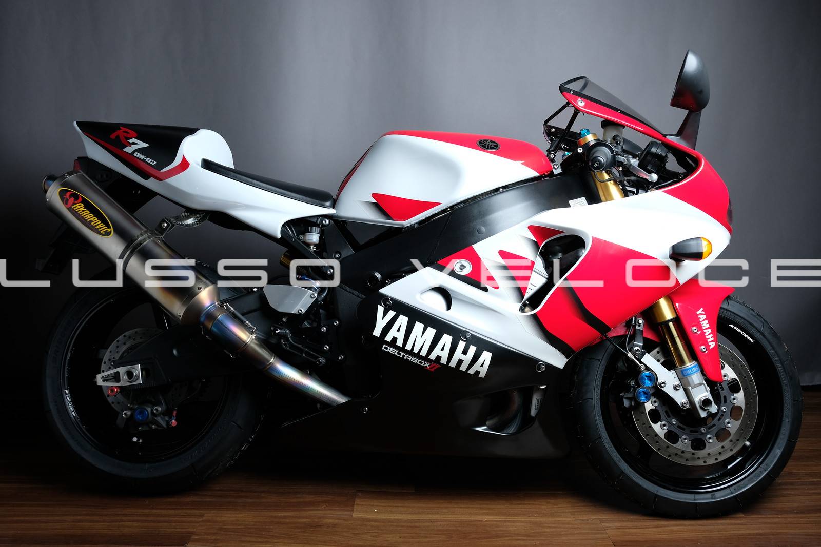 Yamaha YZF 750 R7