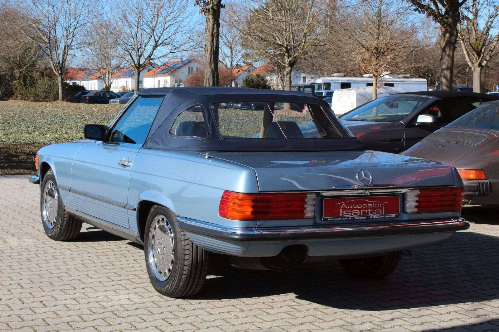 en-venta-mercedes-benz-560-sl-1989-ofrecido-por-38-500-eur