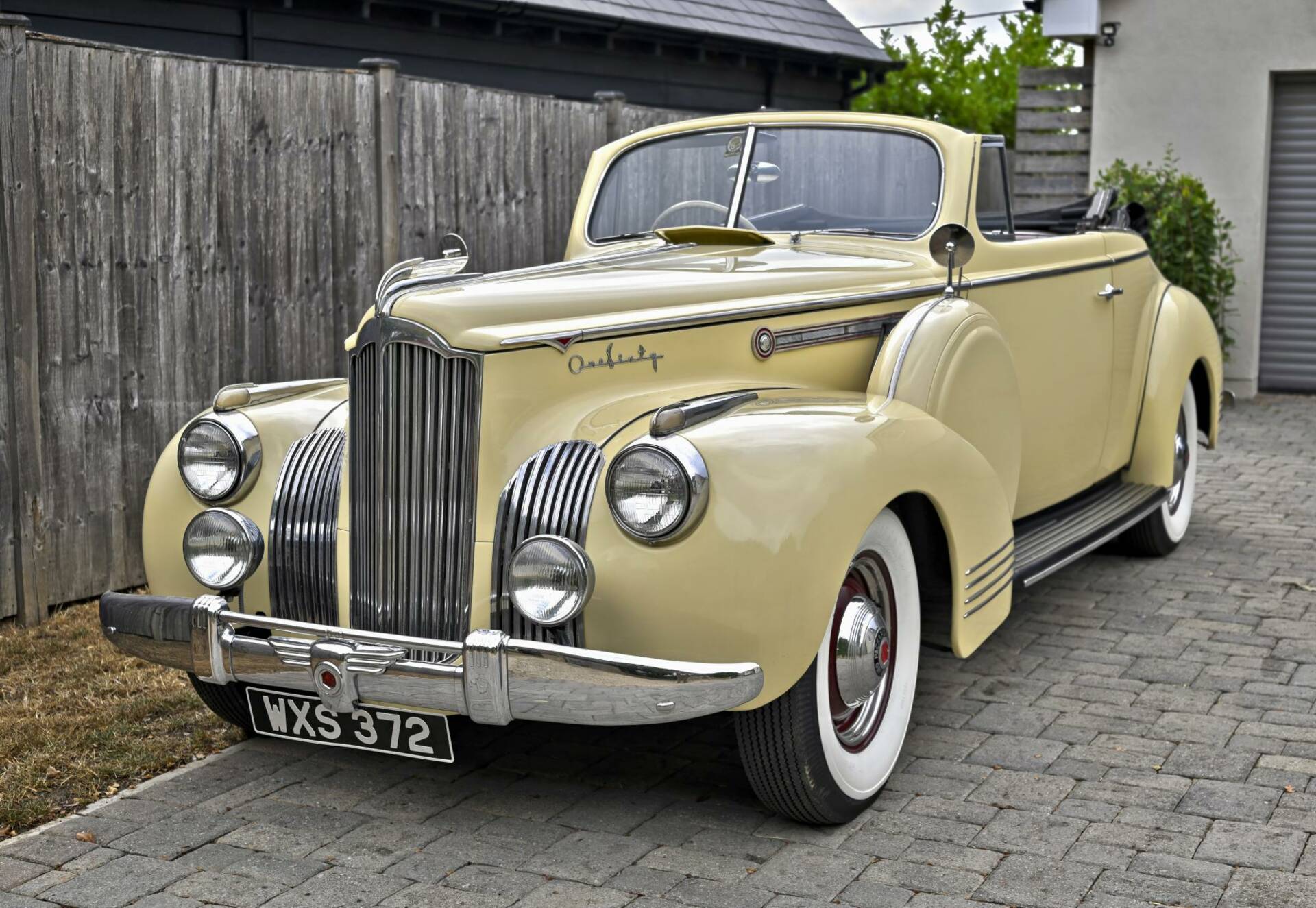 1941 Packard 160, foto 2