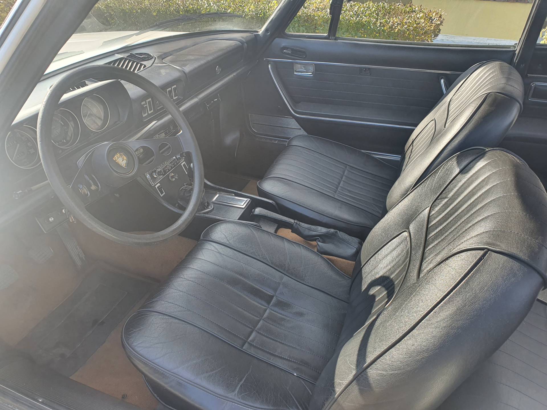 vehicle_ad_standard_image_52227a91ee5c89c5c58d57470b4b605e.jpg