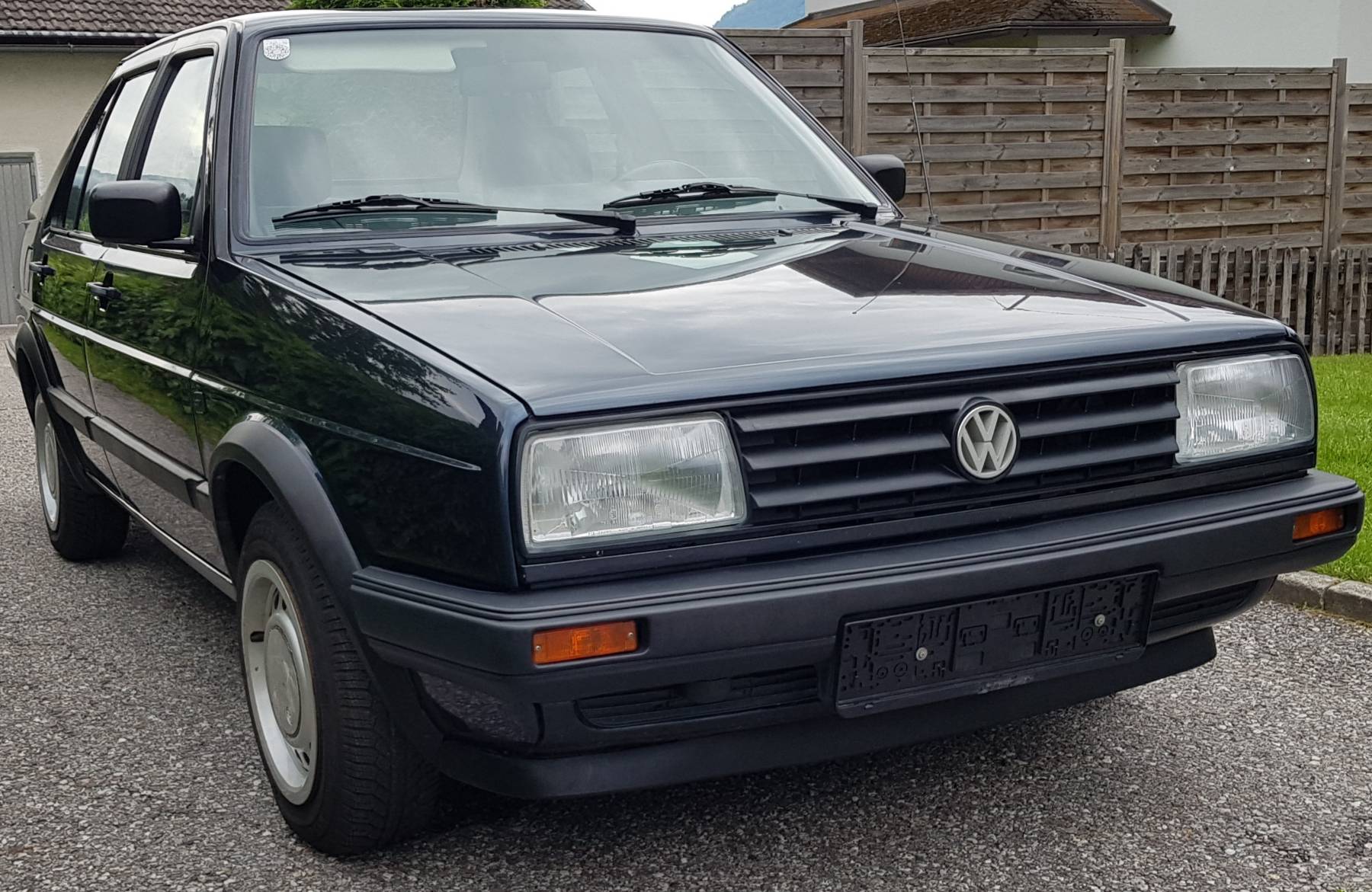 Zu Verkaufen Volkswagen Jetta II 1.8 (1989) angeboten für 5.490