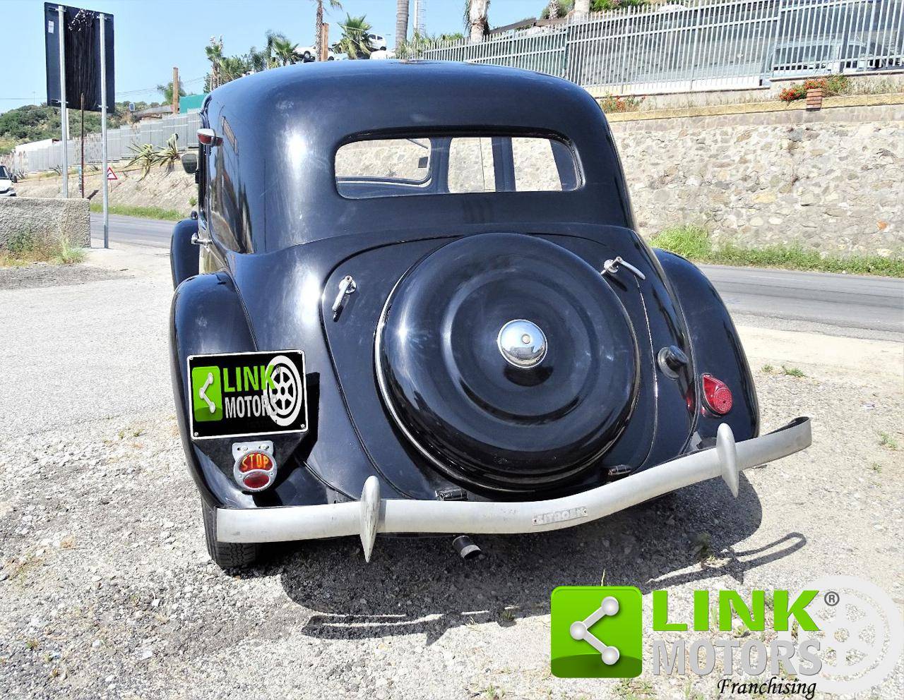 Citroën Traction Avant 11 BN 1955 - a photo on