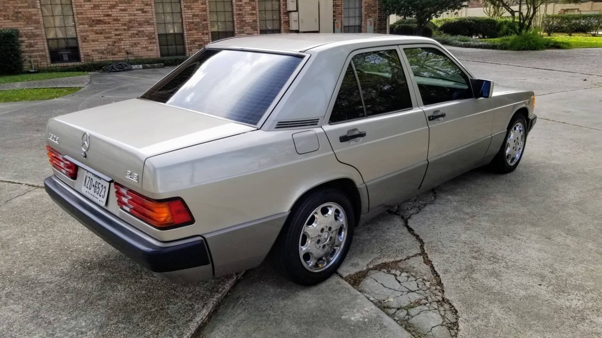 Mercedes Benz 190 E 2 3 1993 Fur 15 900 Eur Kaufen