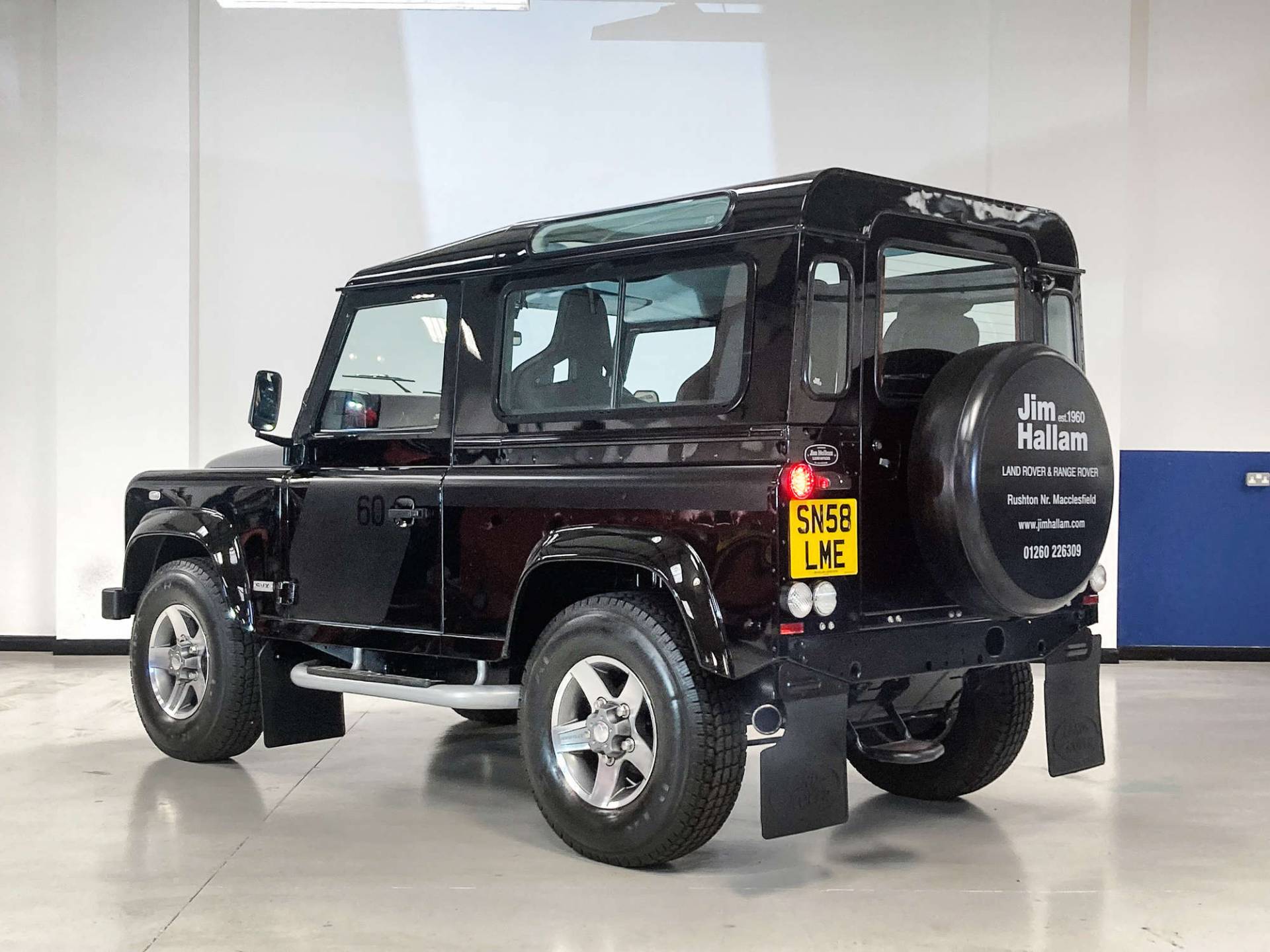 Land rover defender 2008