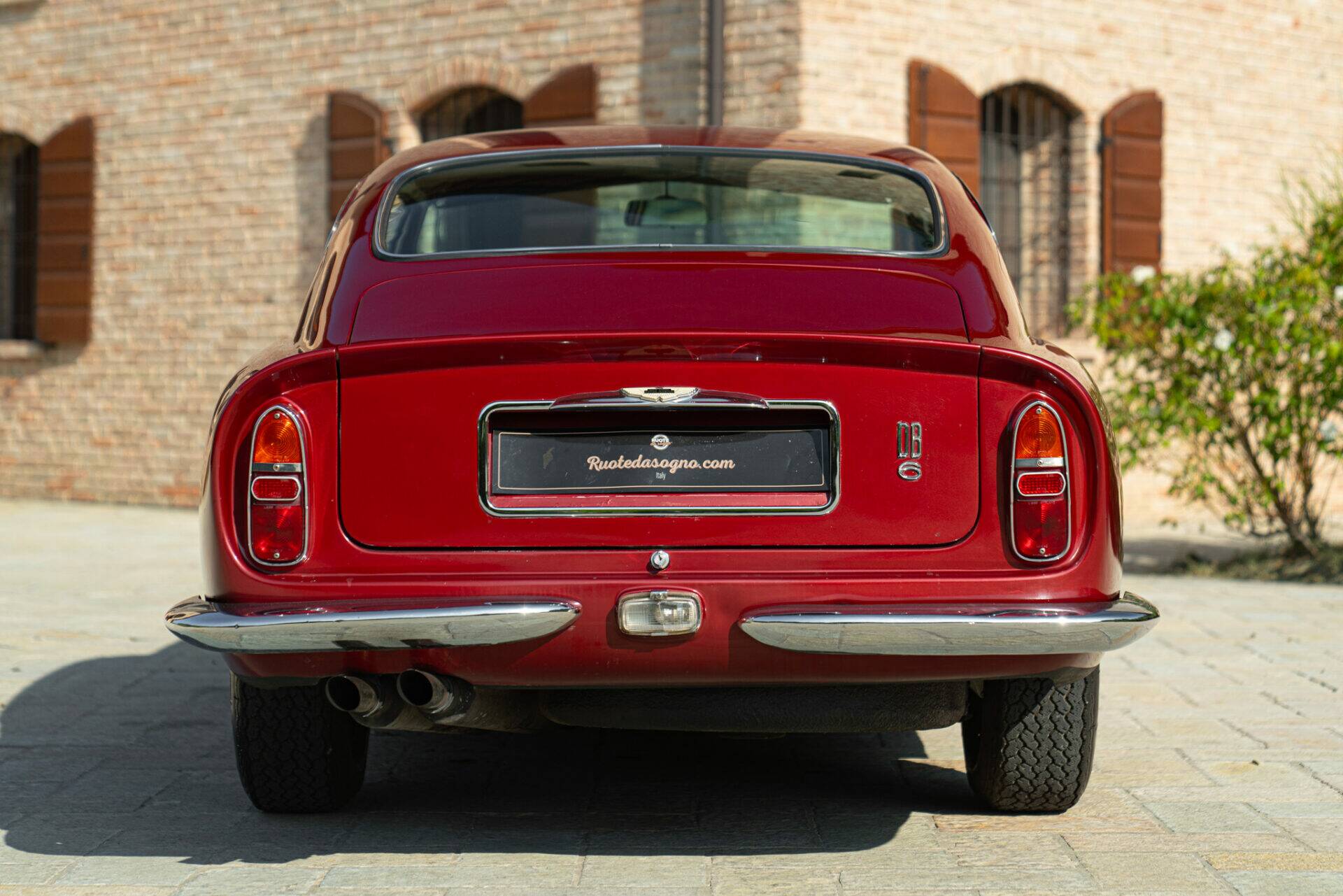 1968 Aston Martin DB 6, foto 8