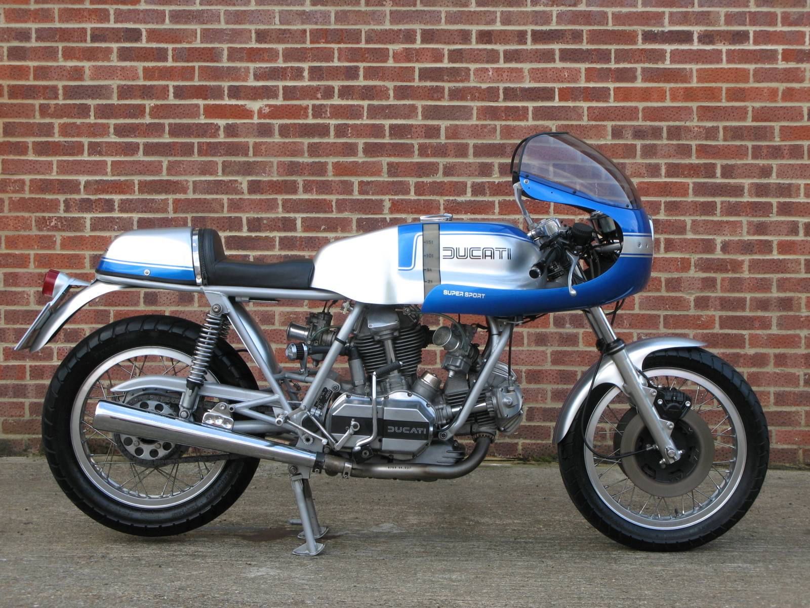 For Sale: Ducati 860 GT (1976) offered for GBP 19,995