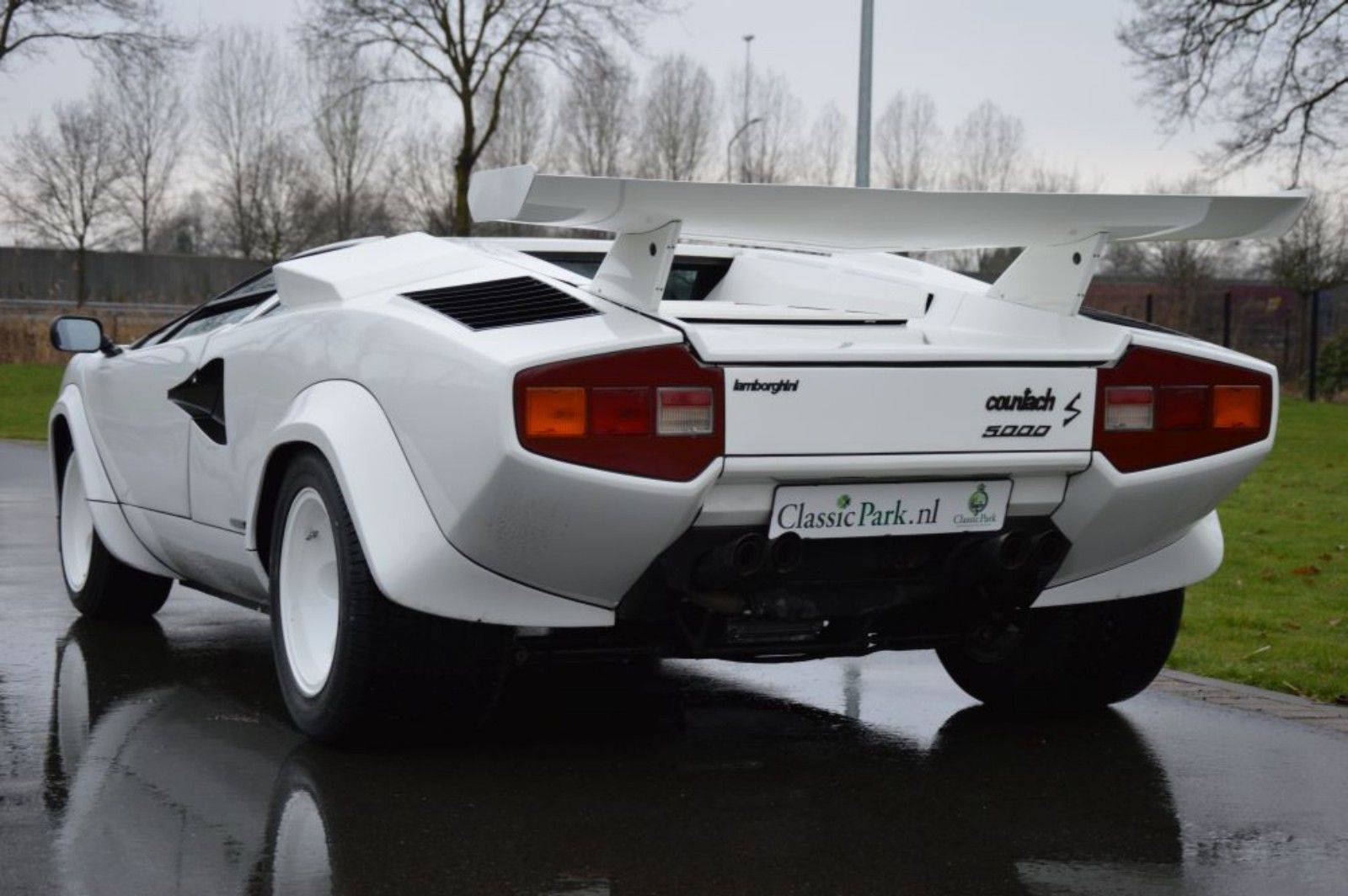 Lamborghini countach lp500s