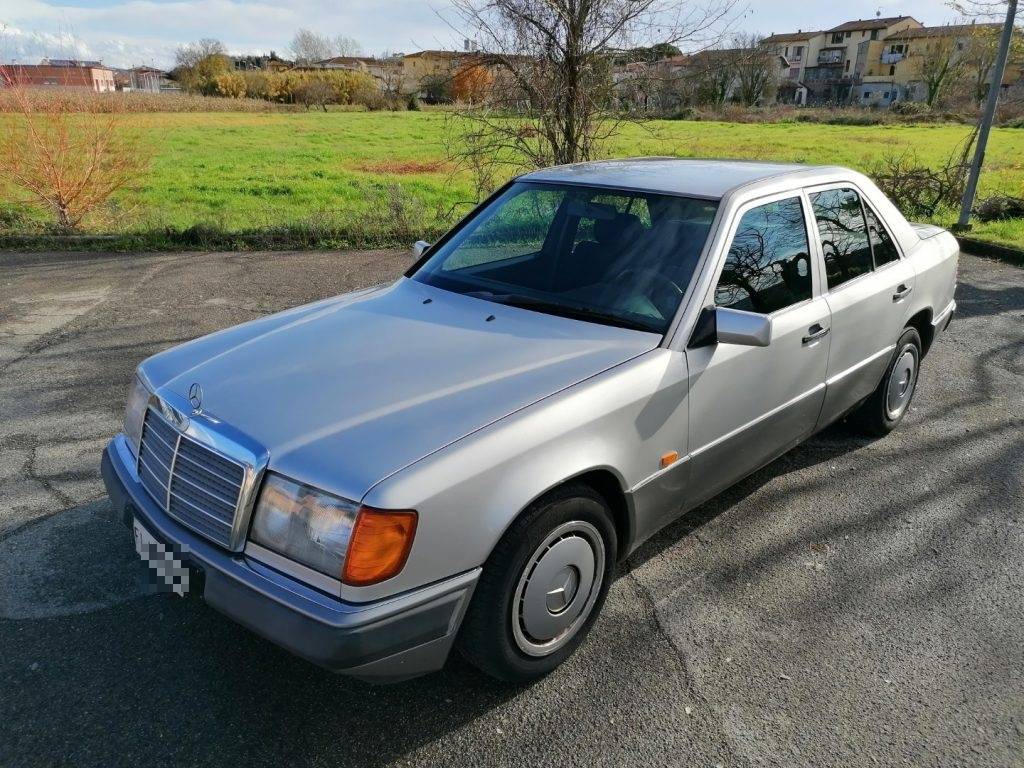 Mercedes Benz E Klasse Oldtimer Kaufen Classic Trader