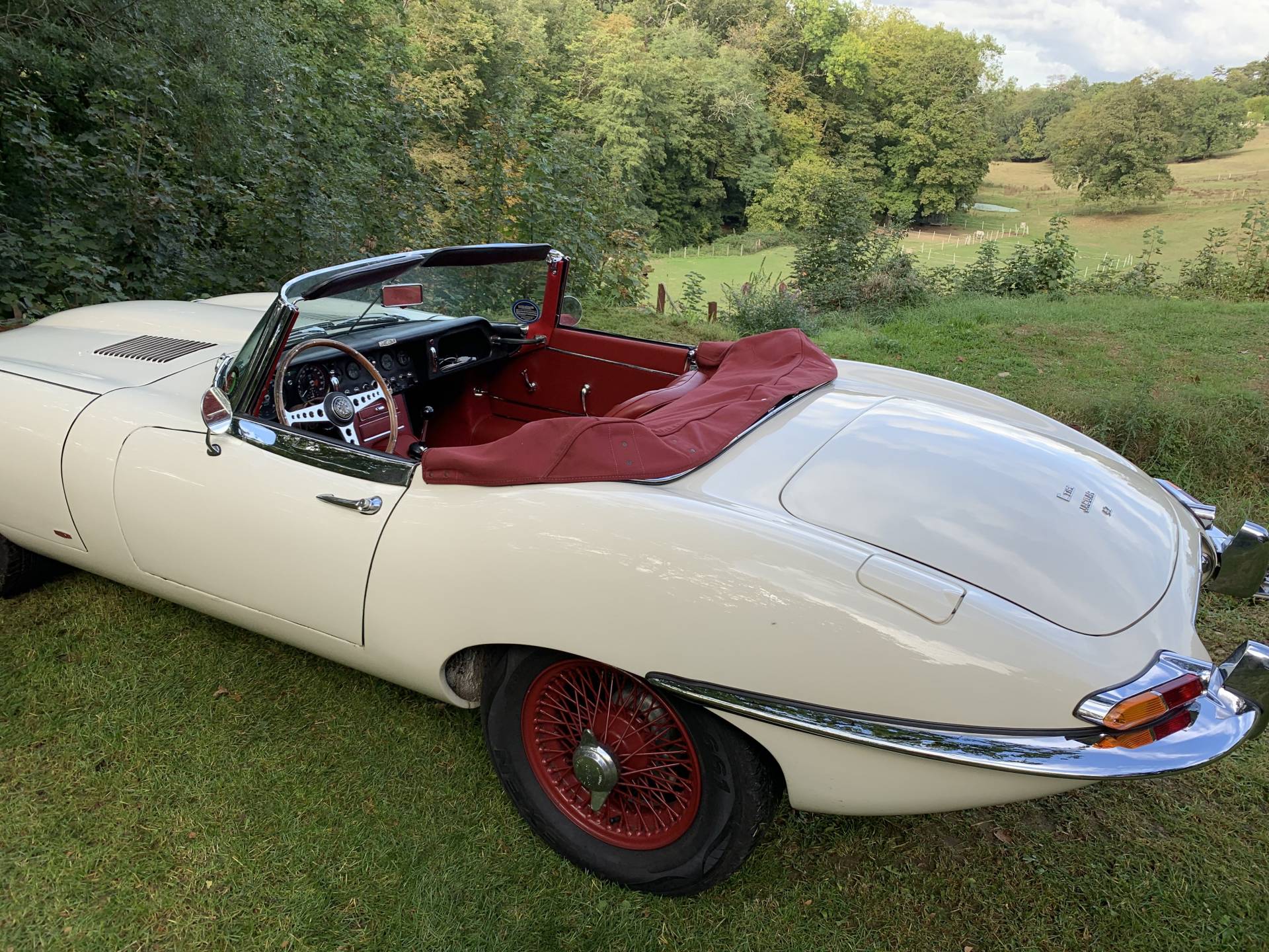 For Sale Jaguar  E  Type  4  2  1967 offered for GBP 85 584