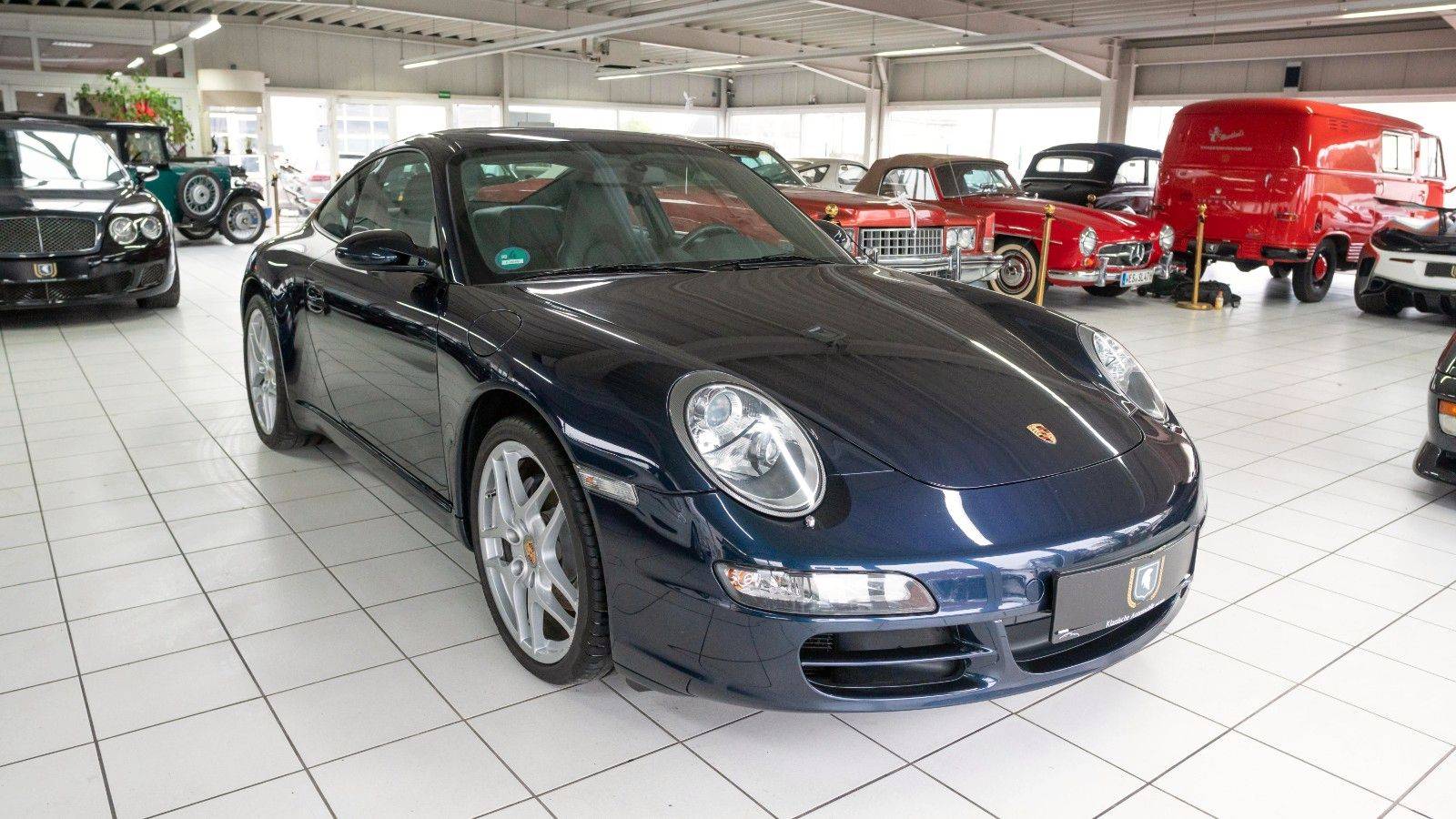 Porsche 911 Carrera