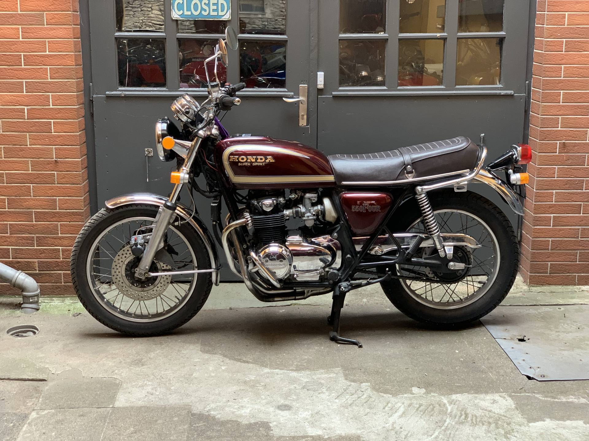 Honda CB 550 F (1976) für 4.900 EUR kaufen