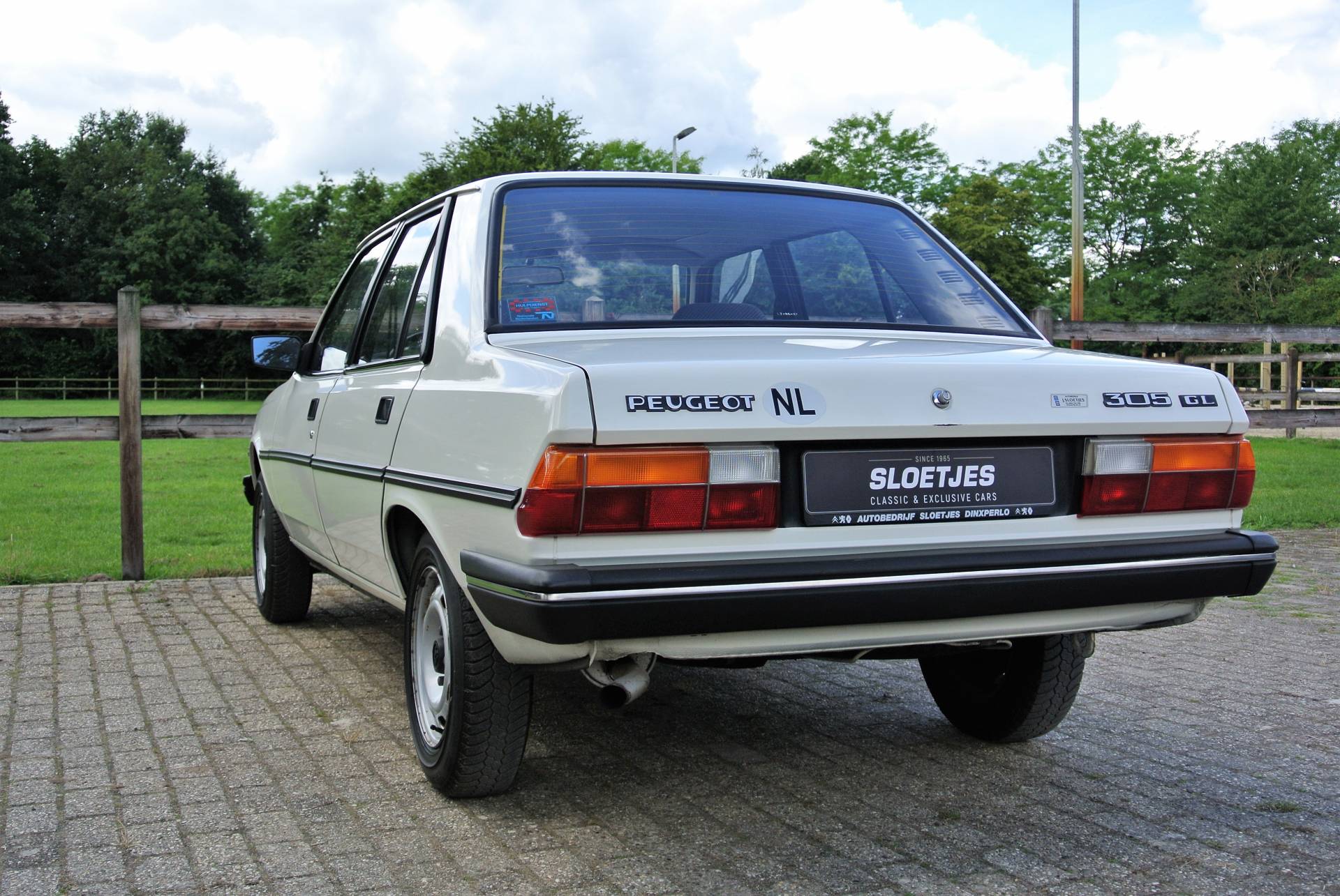 for-sale-peugeot-305-1985-offered-for-gbp-8-341