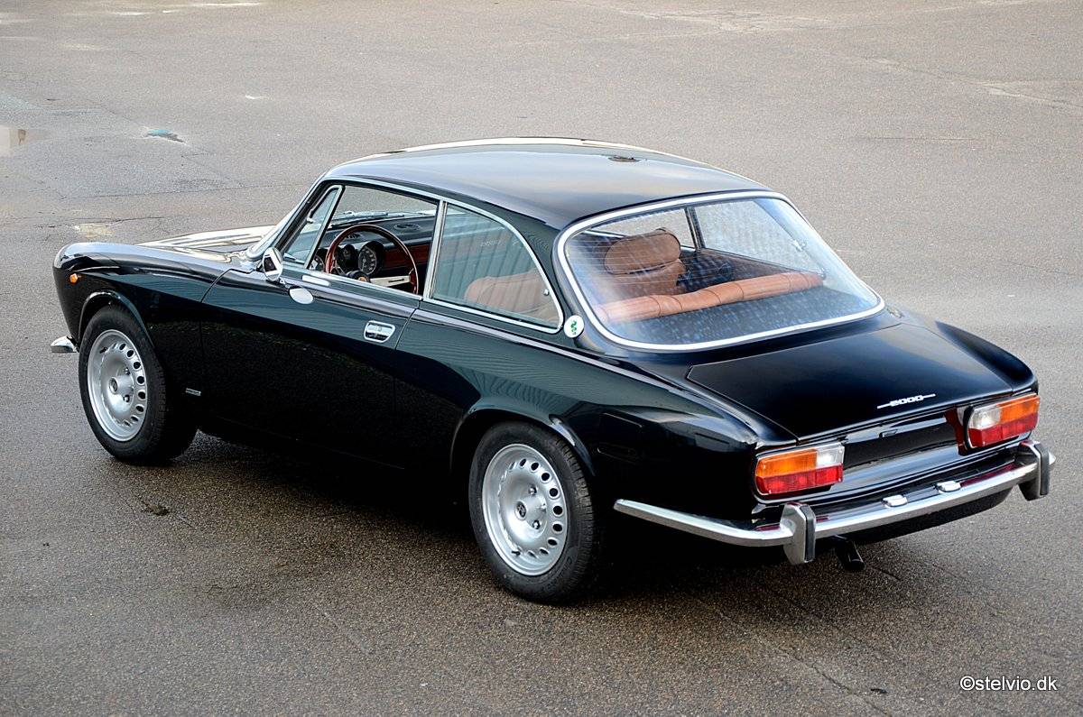 Alfa romeo 2000 gt