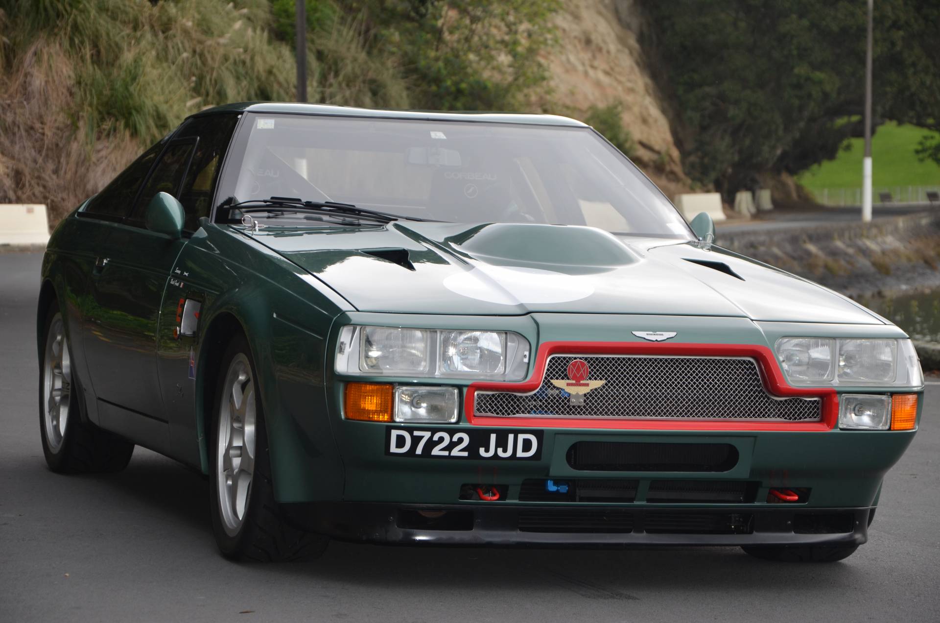 Aston martin v8 zagato