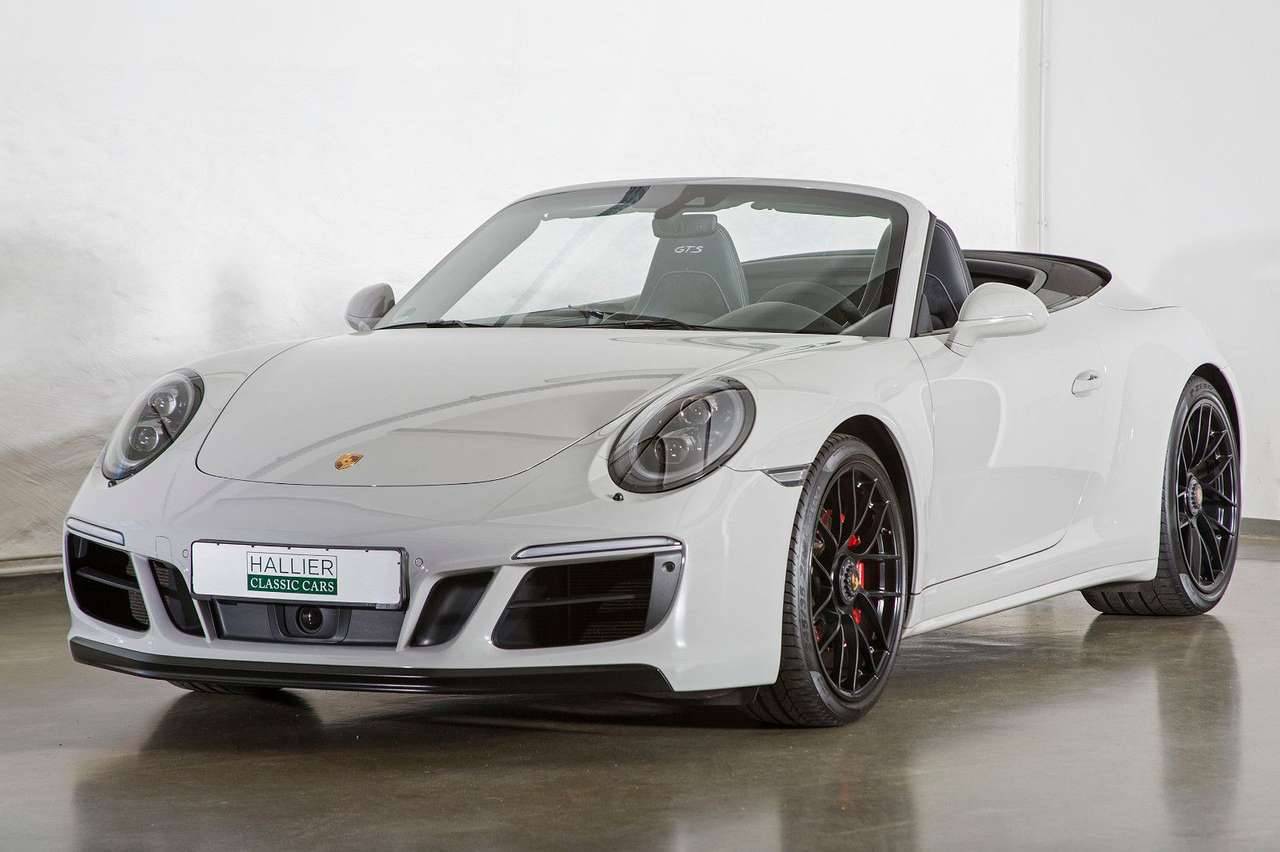 For Sale: Porsche 911 Carrera 4 GTS (2017) offered for GBP 122,671