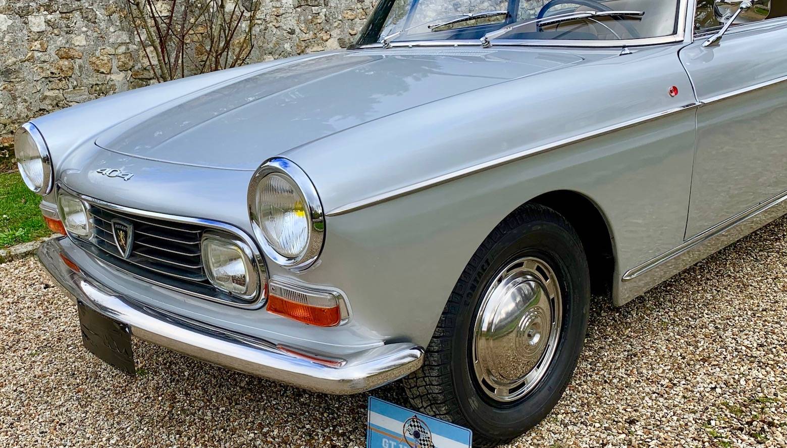 For Sale Peugeot 404 Coupé (1967) offered for AUD 45,548