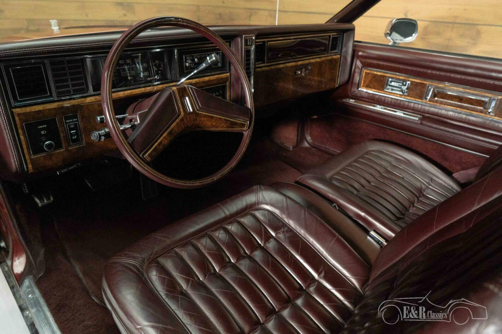 1985 Oldsmobile Toronado, foto 2