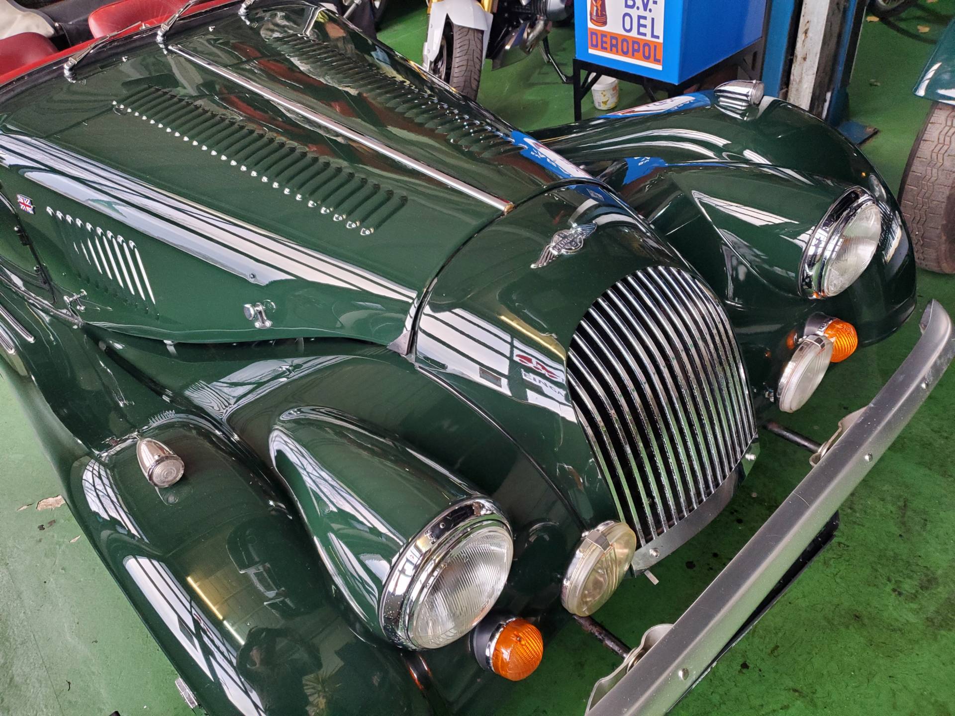 Morgan Plus 8 Inj.
