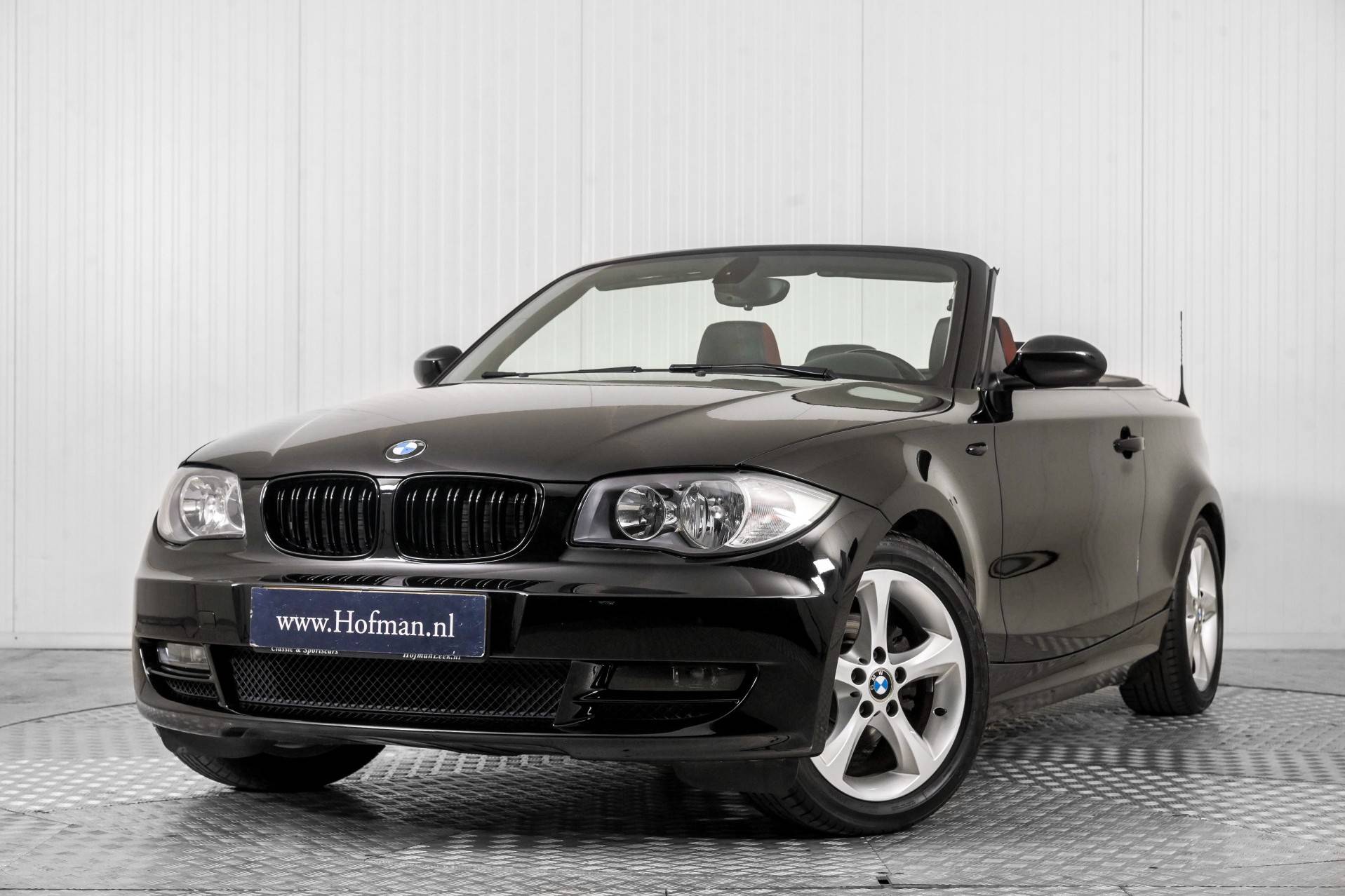 For Sale: BMW 118i (2009) offered for GBP 11,349
