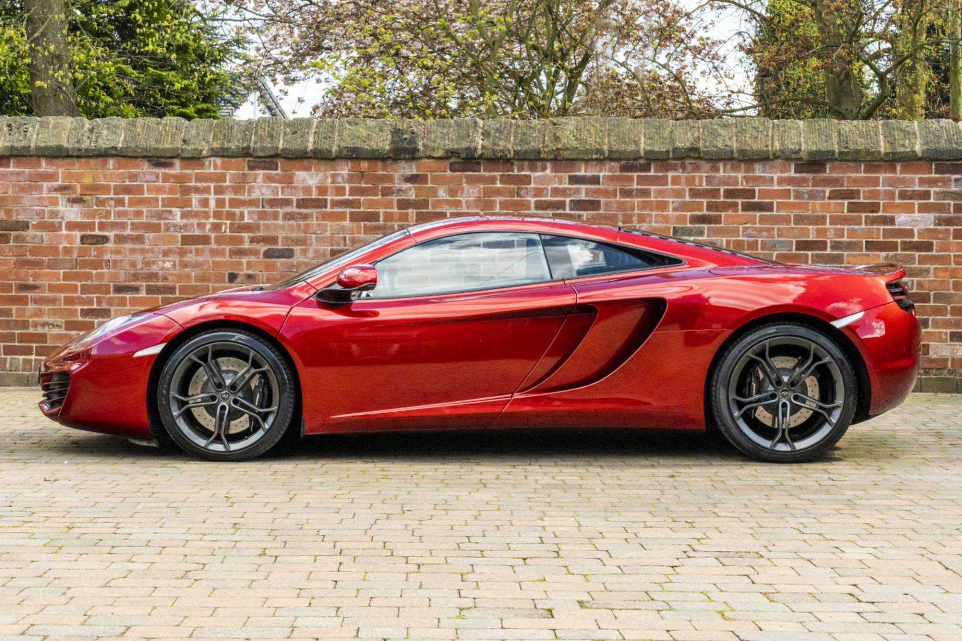 vehicle_ad_standard_image_72918a345e752c7072680d551e6f347c.jpg