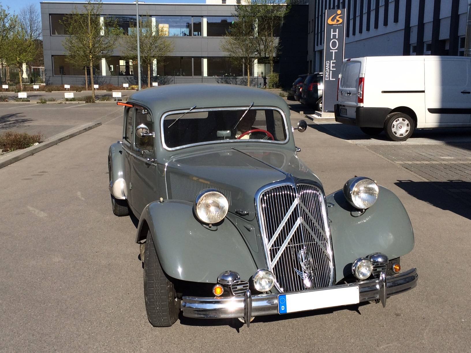 Citroen traction avant