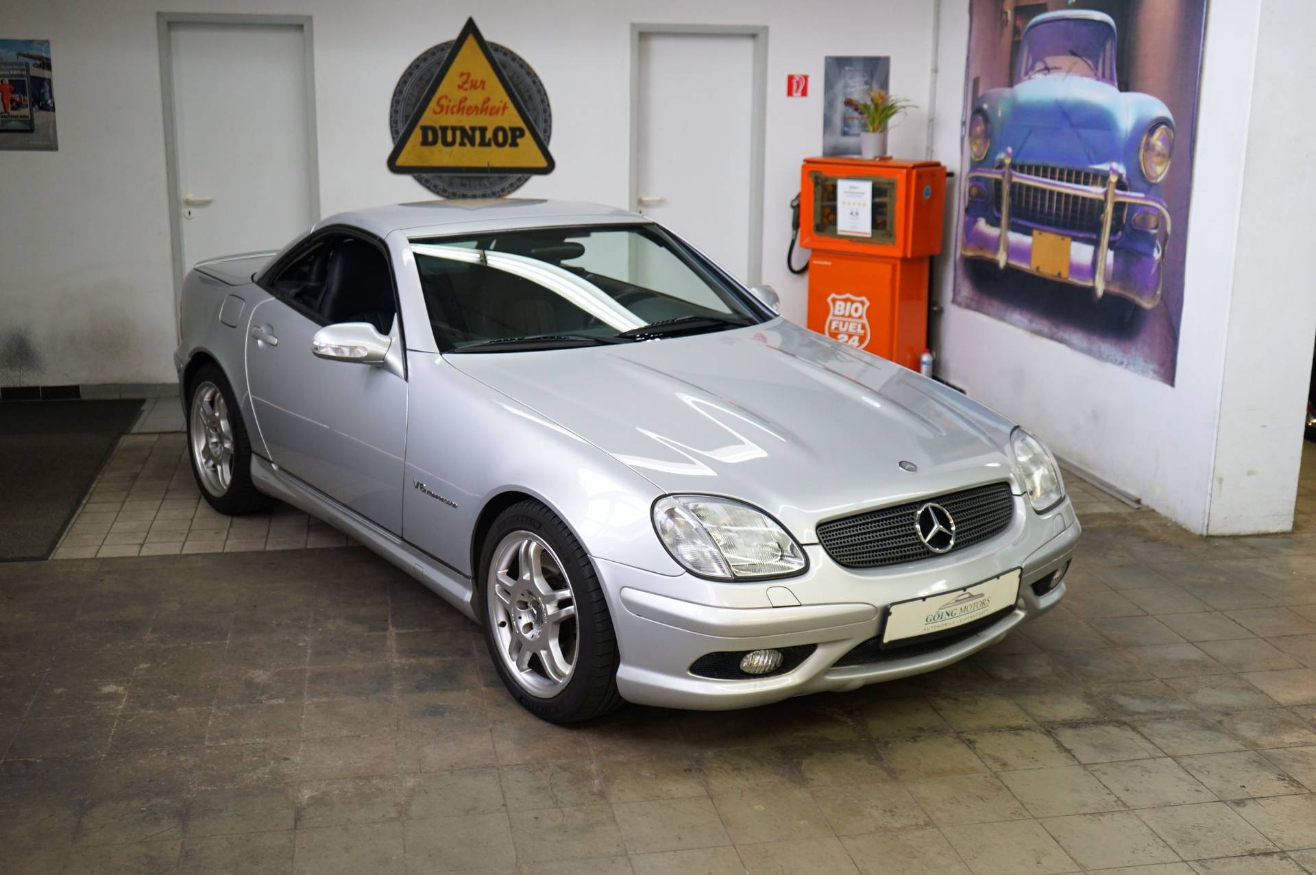 For Sale: Mercedes-Benz SLK 32 AMG (2002) offered for €28,800