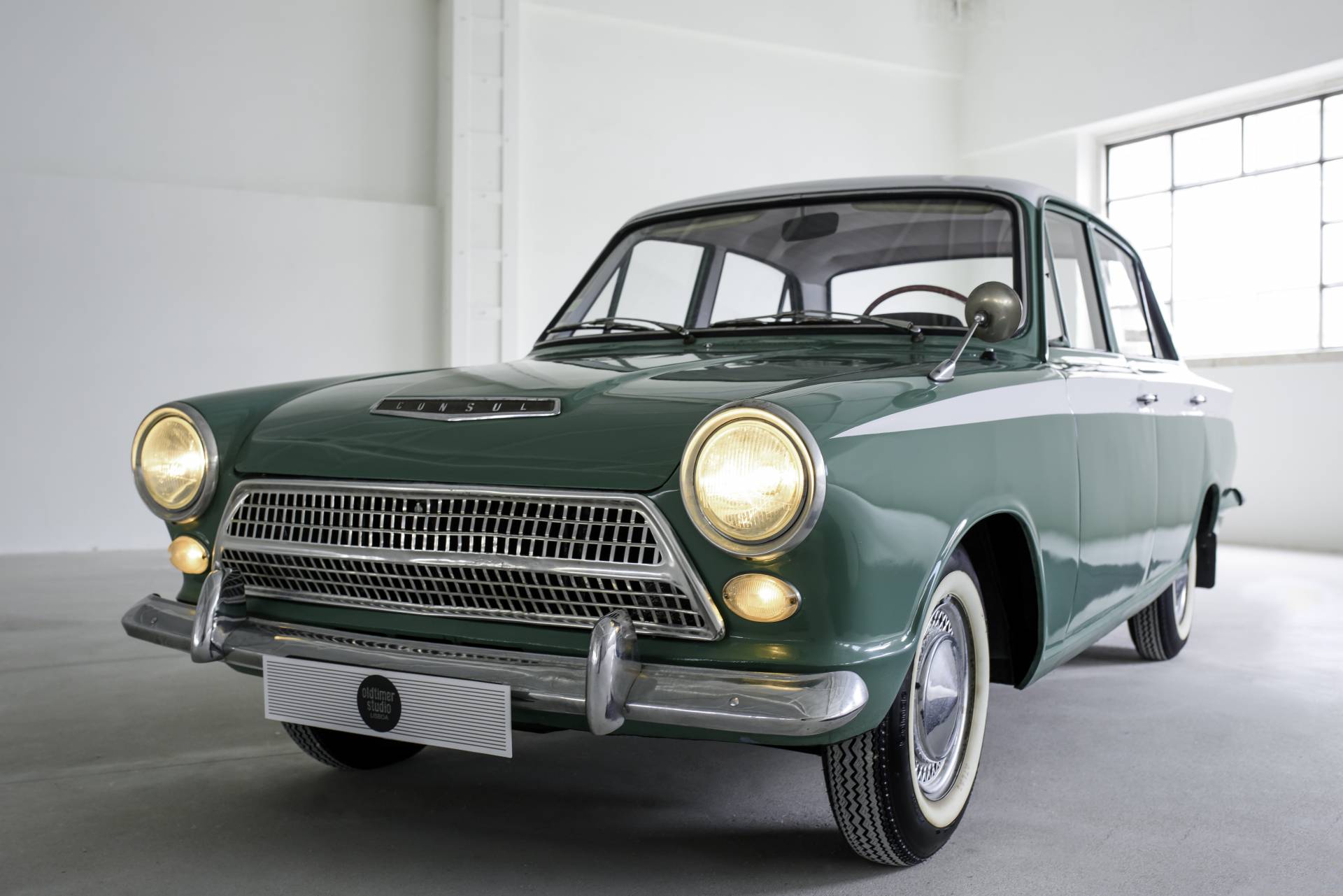 For Sale: Ford Consul Cortina Deluxe (1964) offered for GBP 6,945