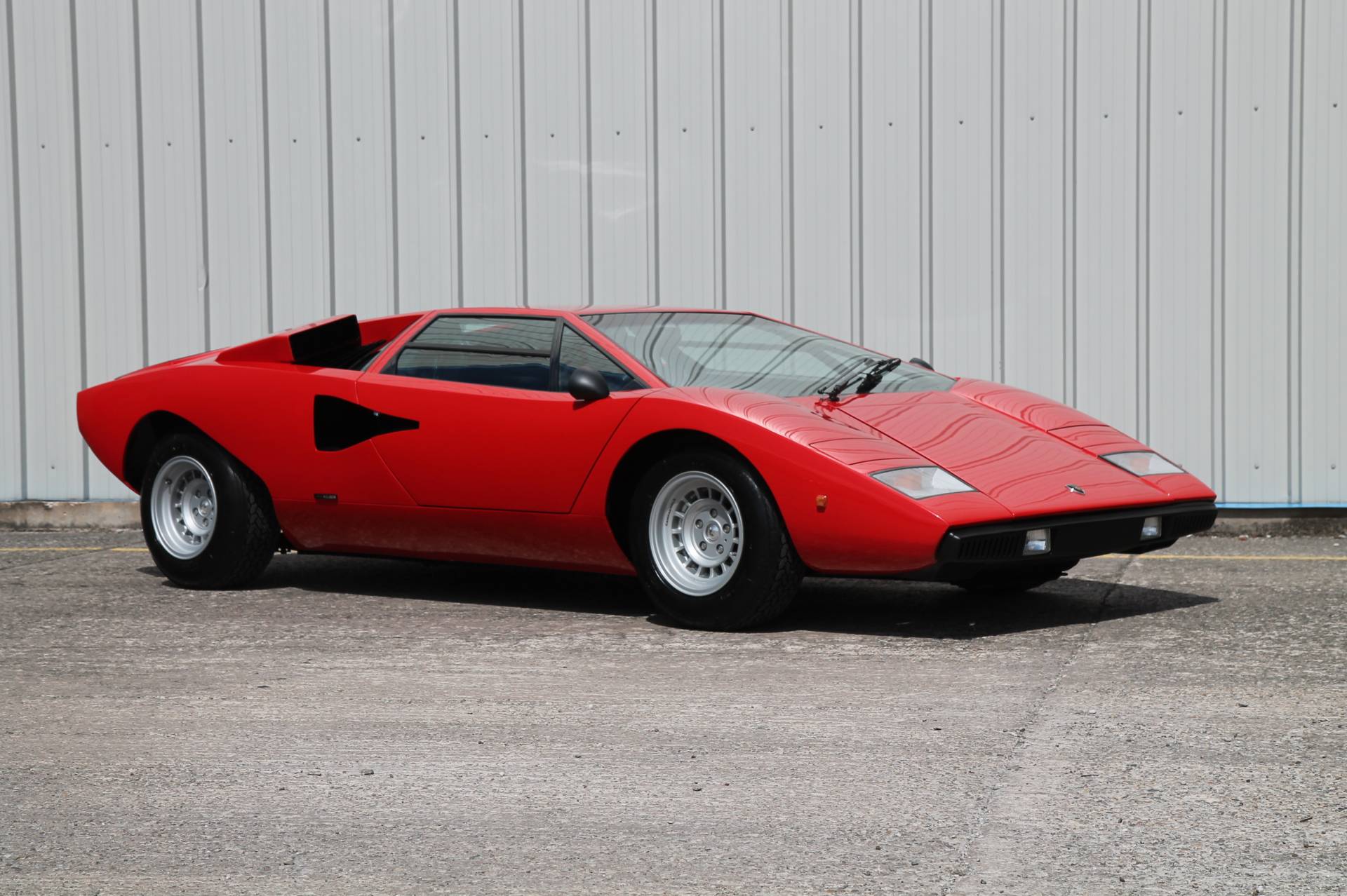 For Sale: Lamborghini Countach LP 400 (1977) offered for GBP 949,995