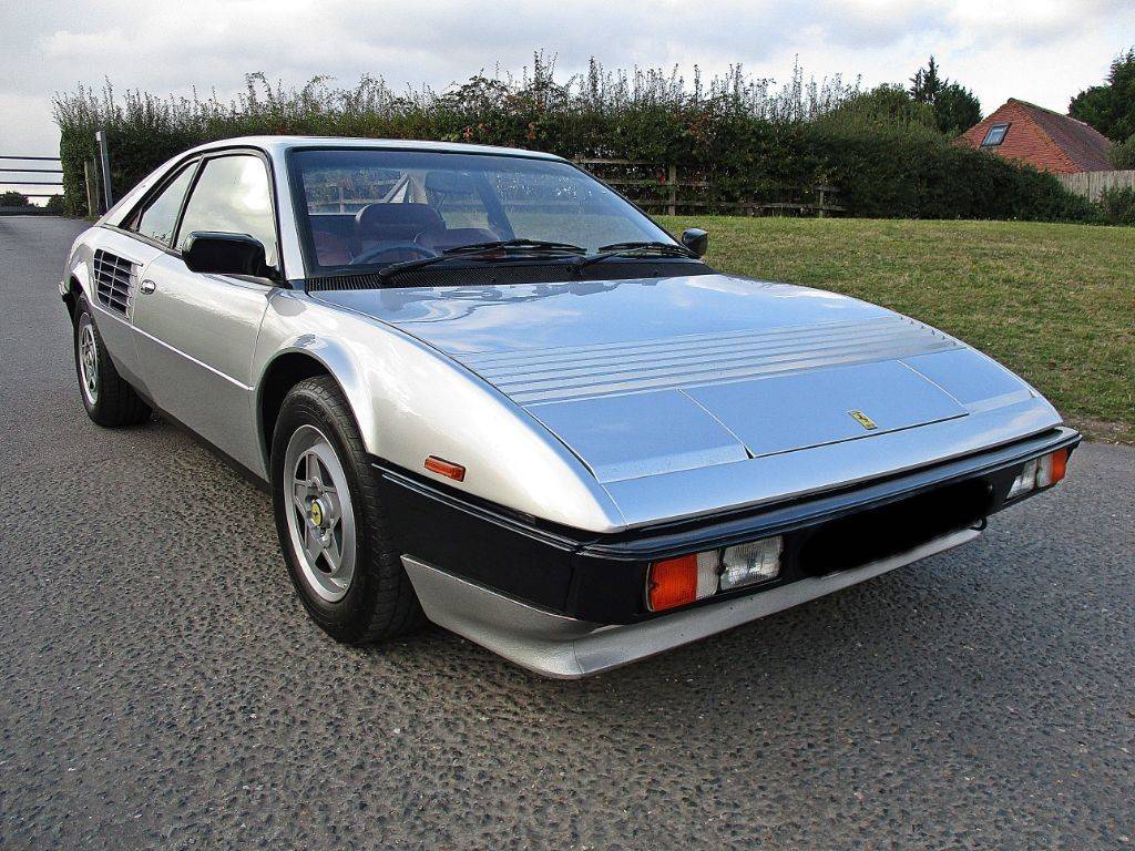 Ferrari mondial 8