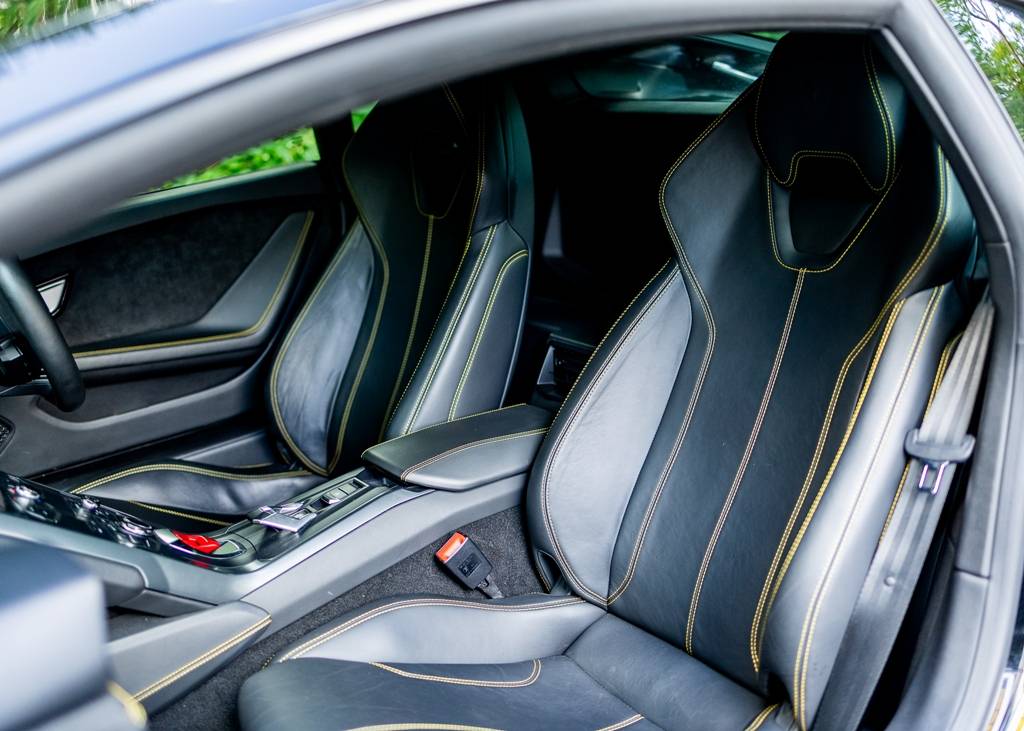 Console Avant (cubby) Avec Couvercle Pour Lamborghini Huracan LP610/LP580 - Occasion
