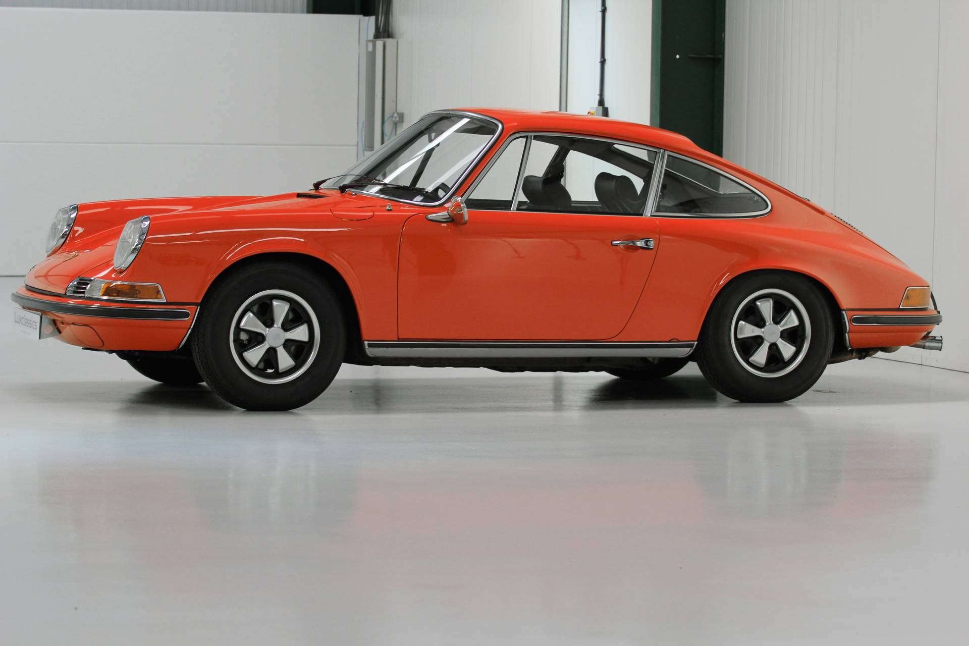 For Sale: Porsche 911 2.0 T (1969) offered for GBP 85,000