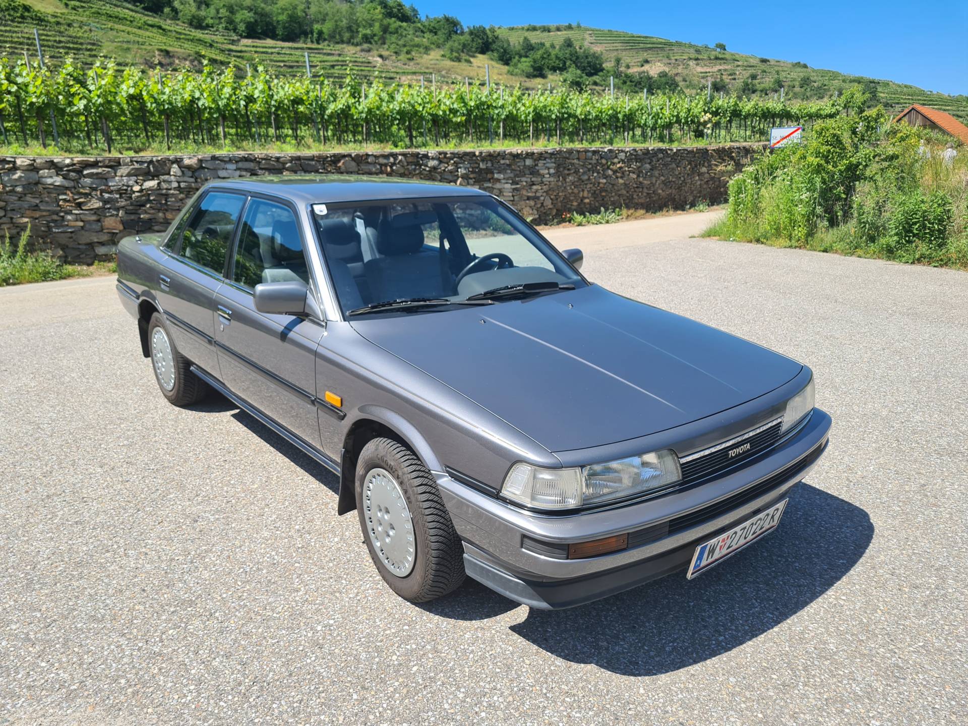 For Sale: Toyota Camry (1990) offered for GBP 3,349