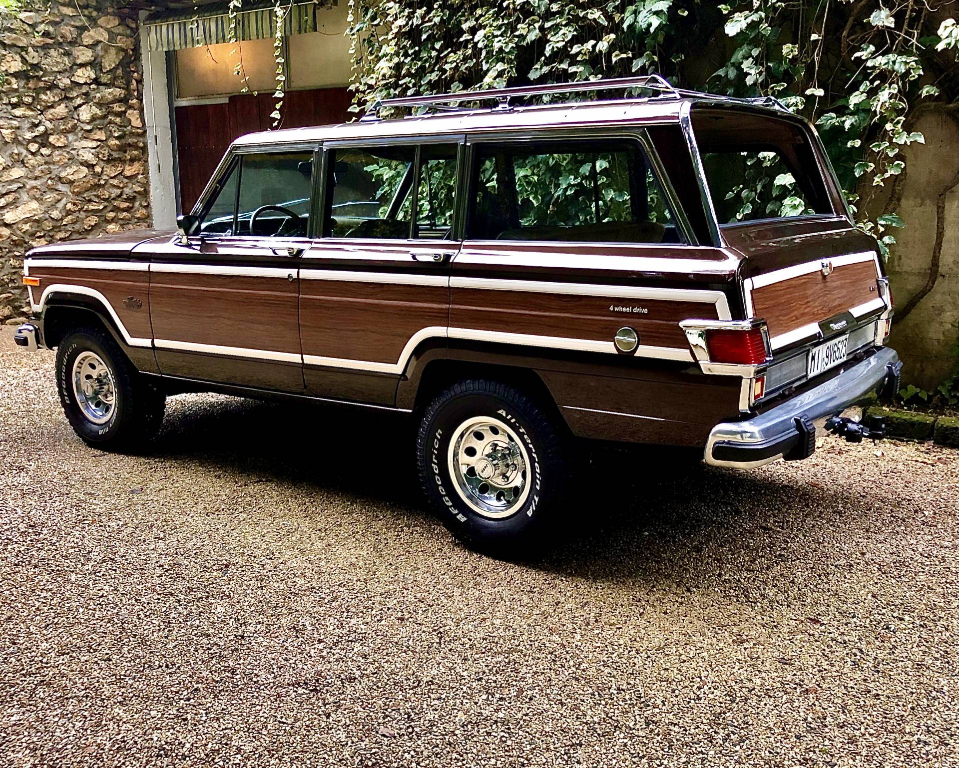 Jeep wagoneer limited